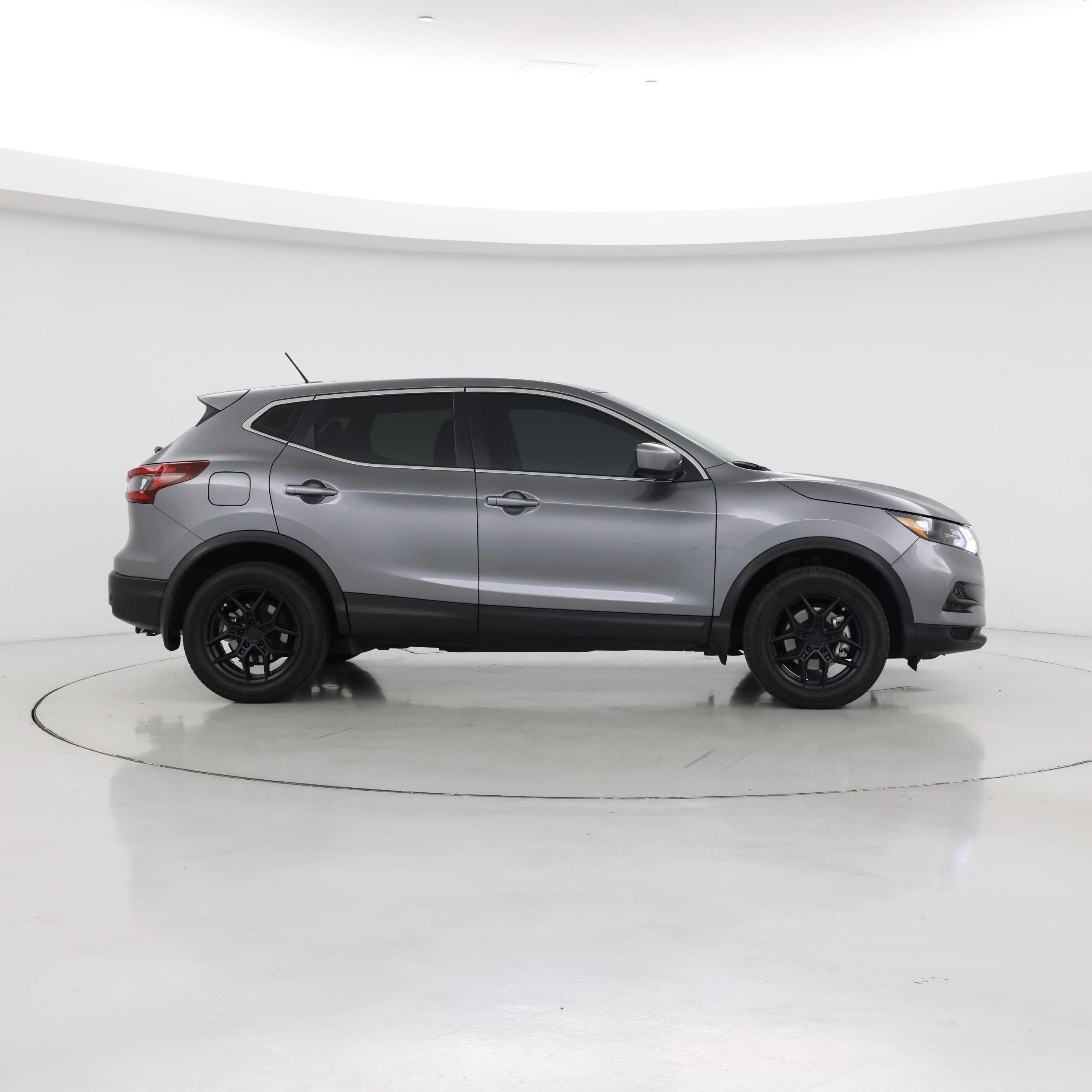 Thumbnail: 2022 Nissan Rogue Sport - 7