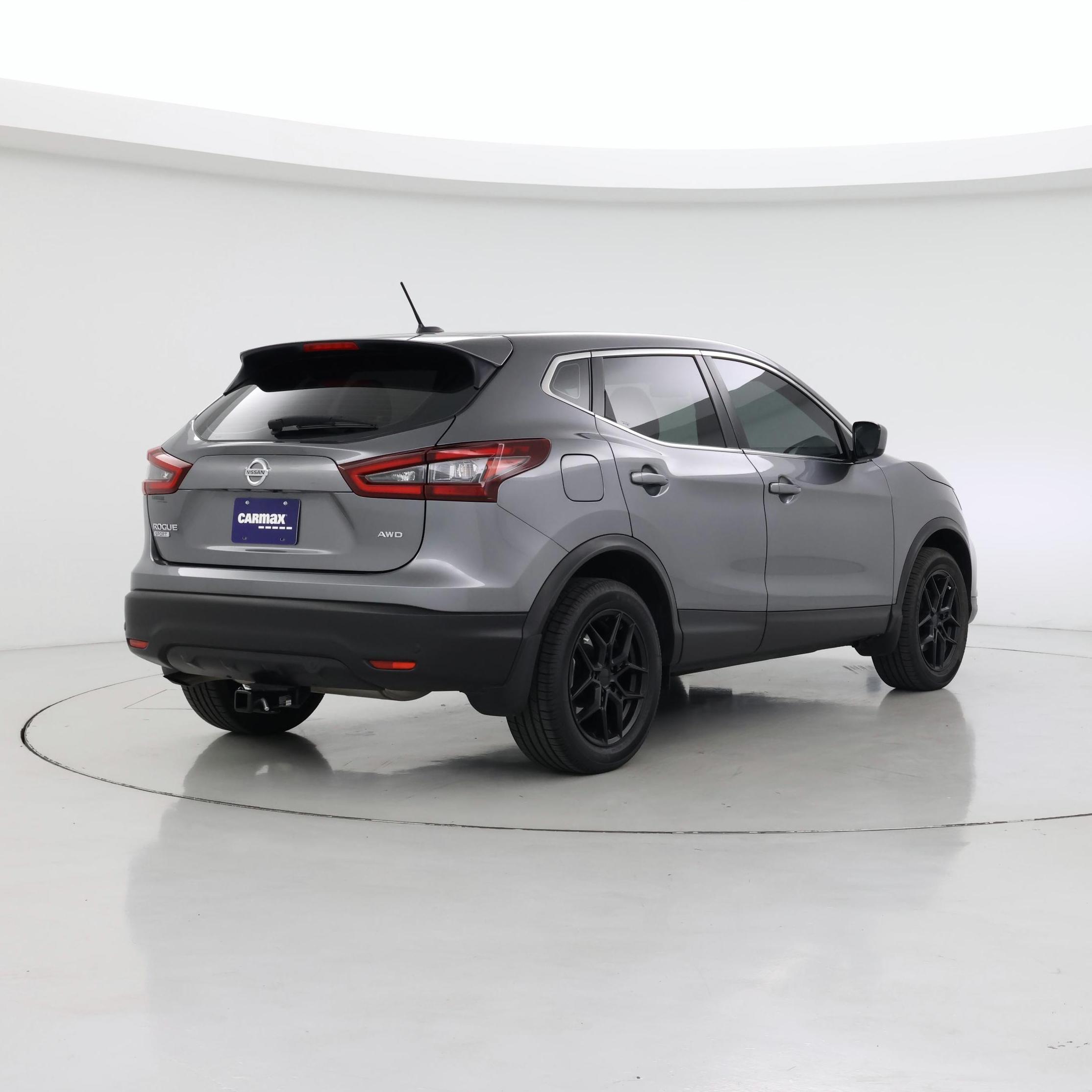 Thumbnail: 2022 Nissan Rogue Sport - 8