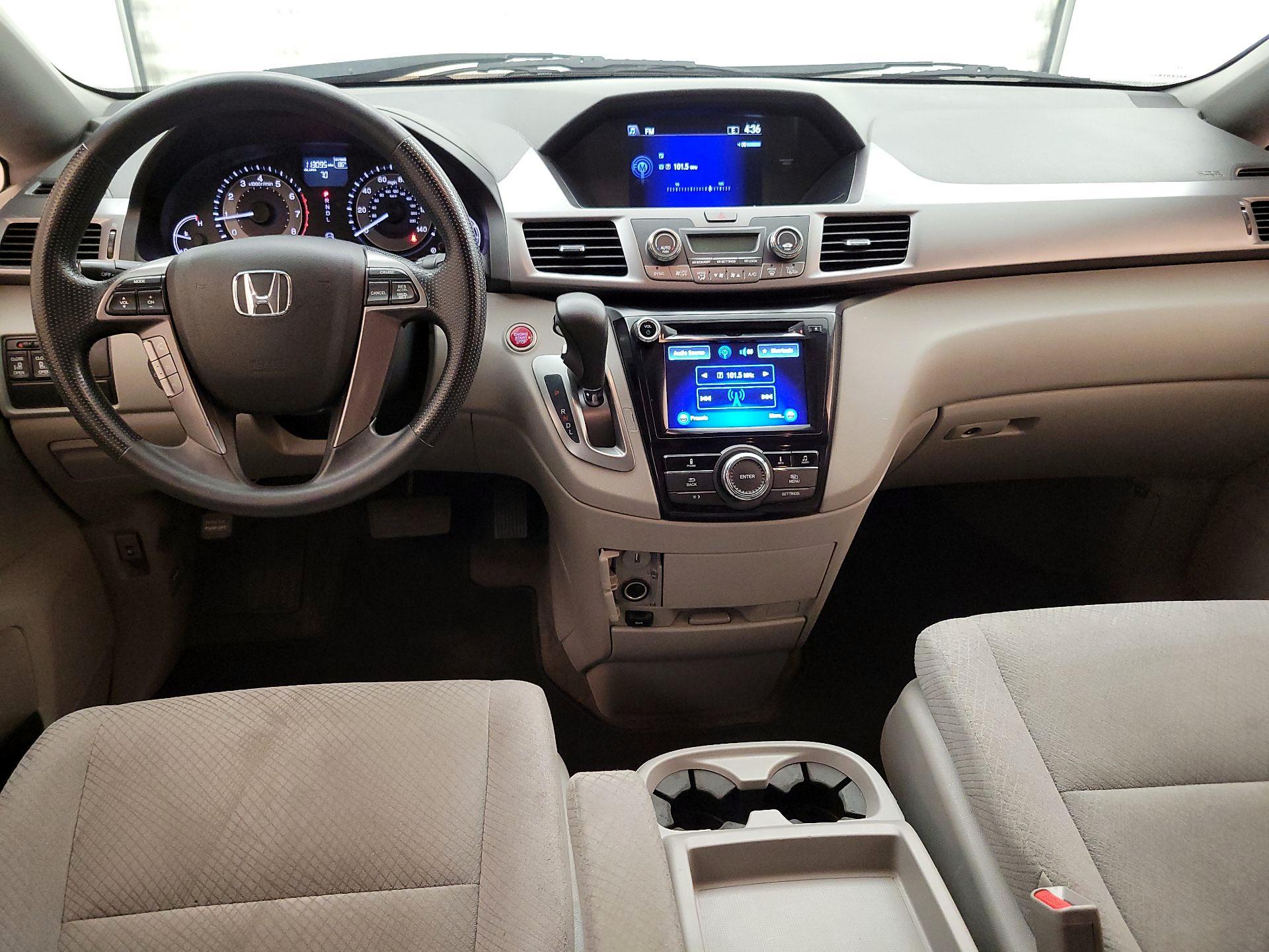 Thumbnail: 2015 Honda Odyssey - 9