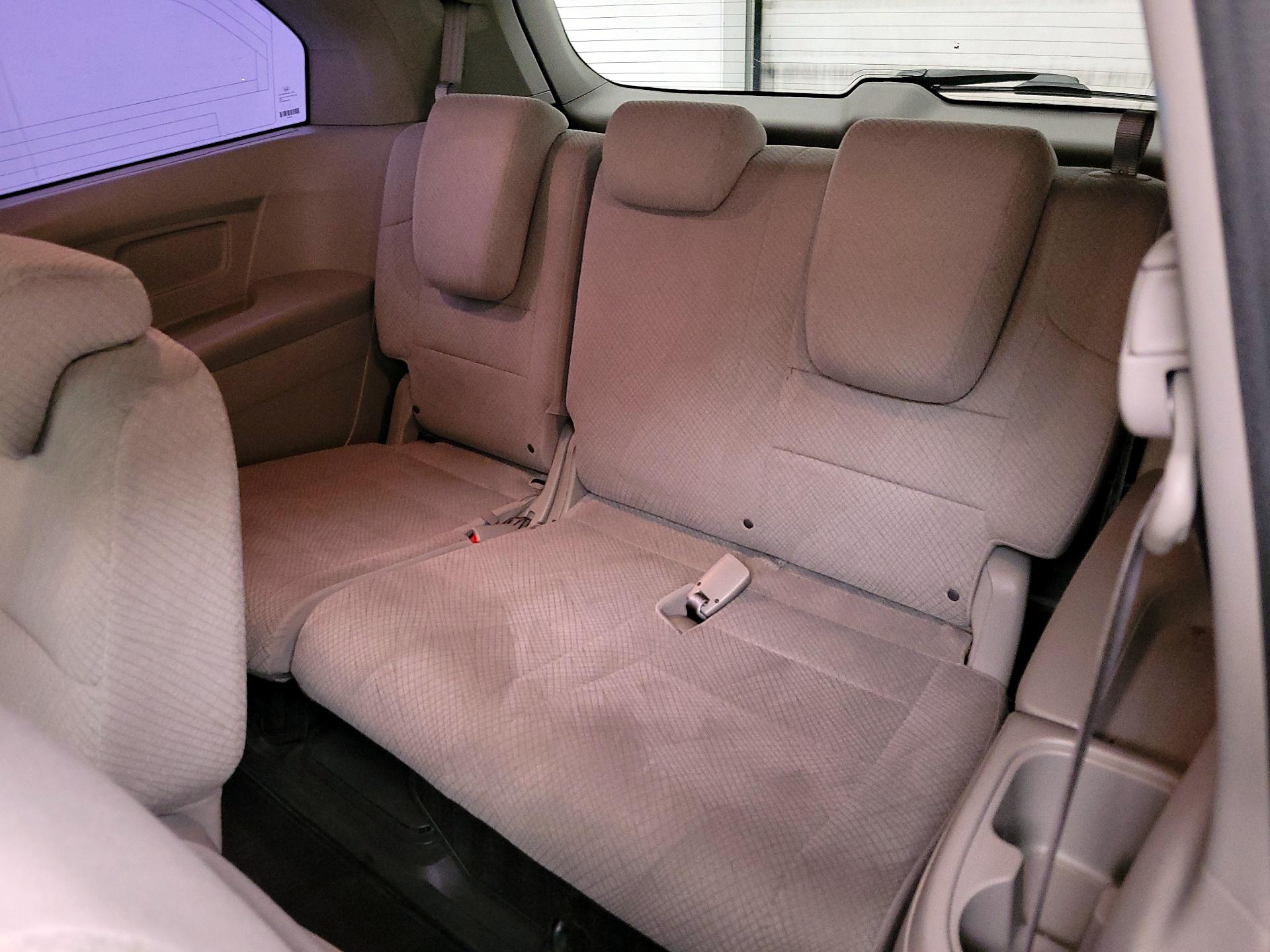 Thumbnail: 2015 Honda Odyssey - 20