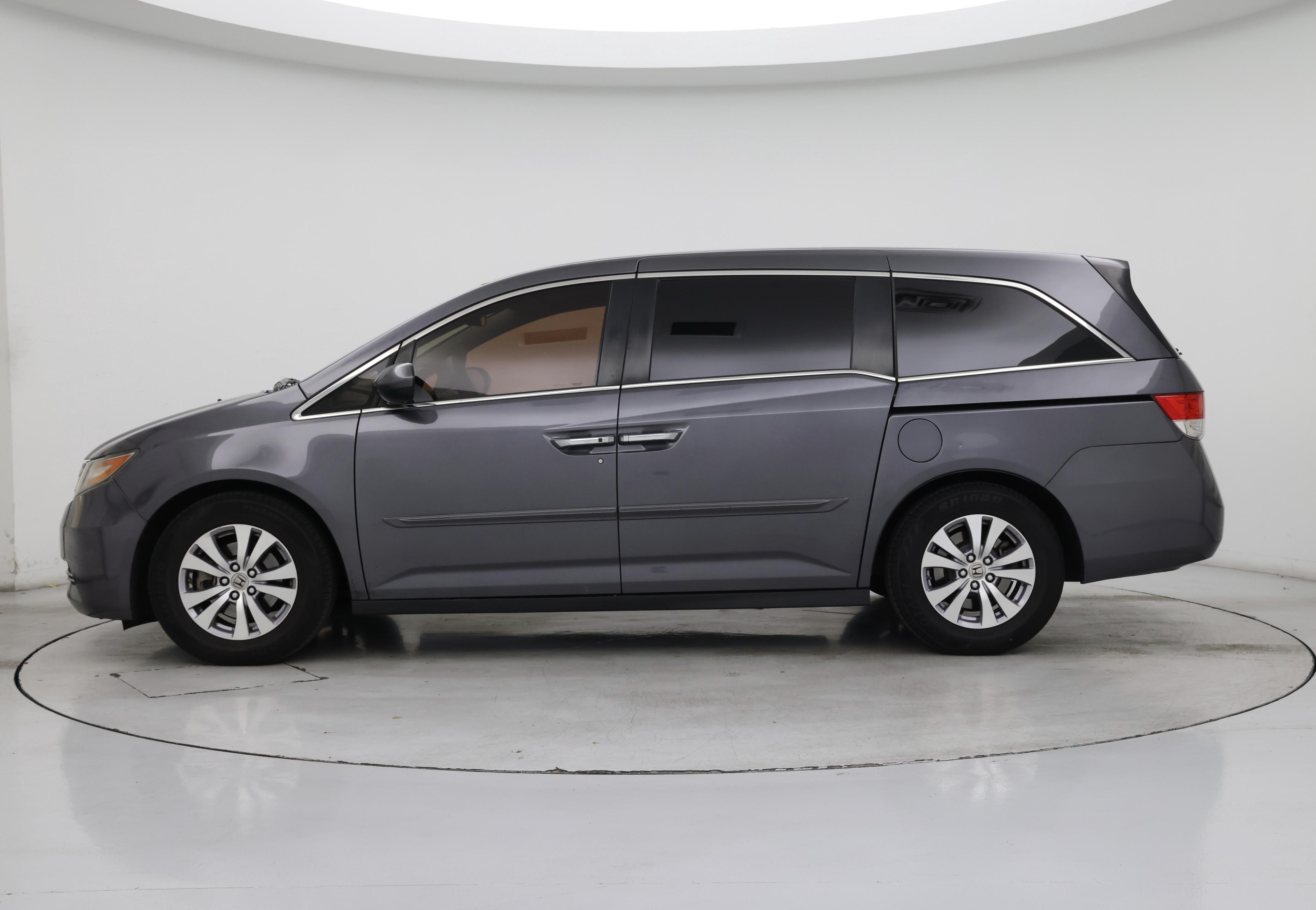 Thumbnail: 2015 Honda Odyssey - 3
