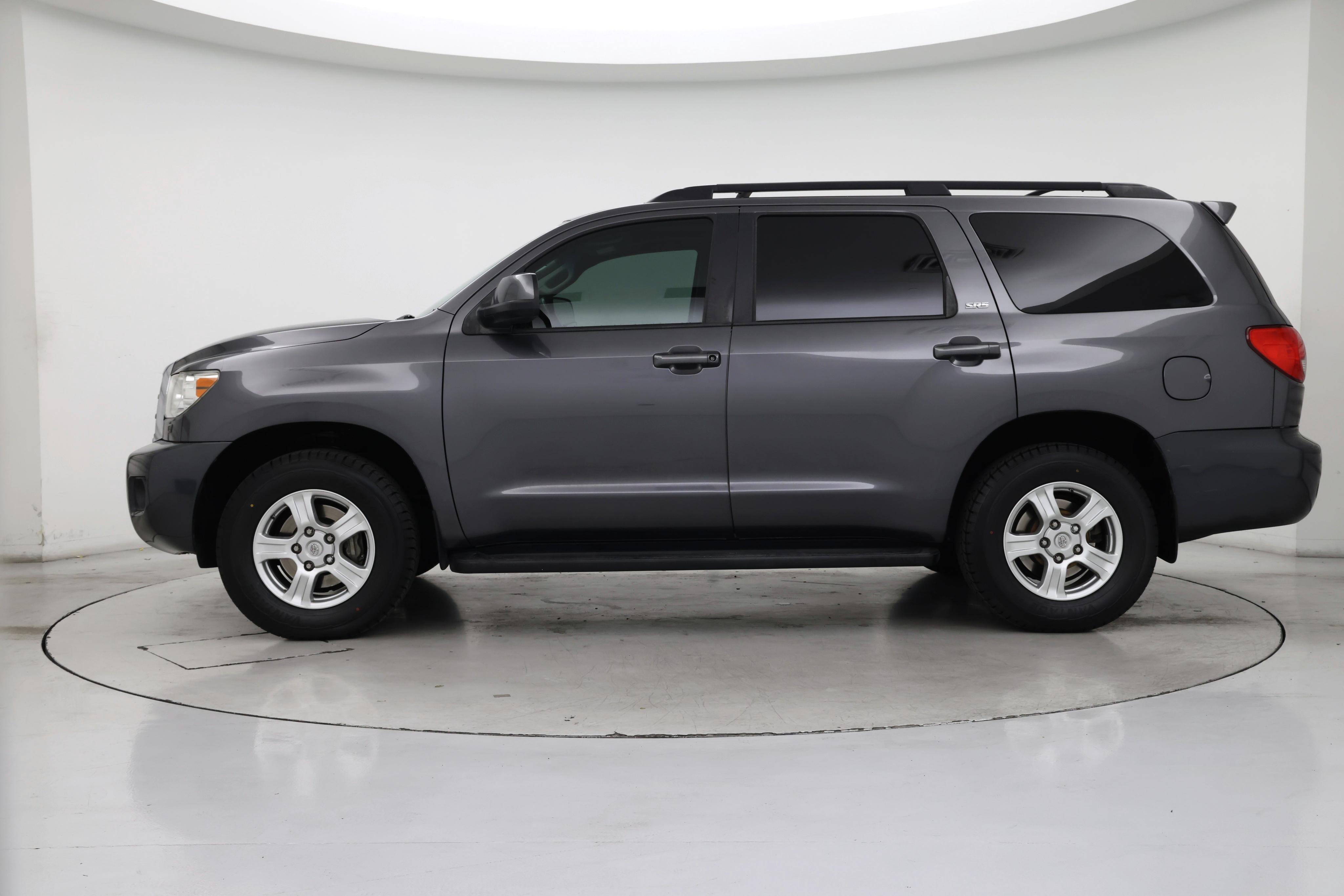 Thumbnail: 2016 Toyota Sequoia - 3