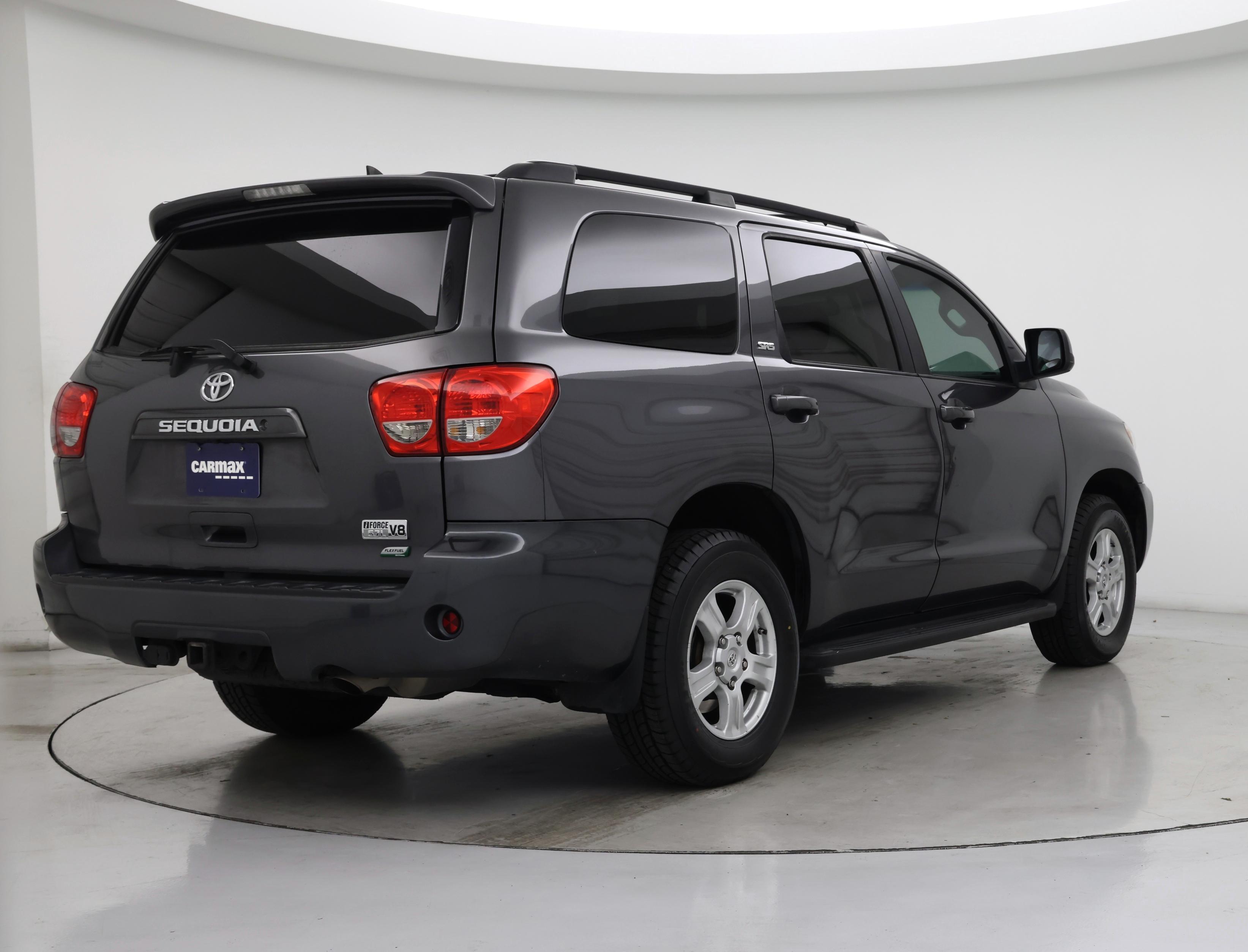 Thumbnail: 2016 Toyota Sequoia - 8