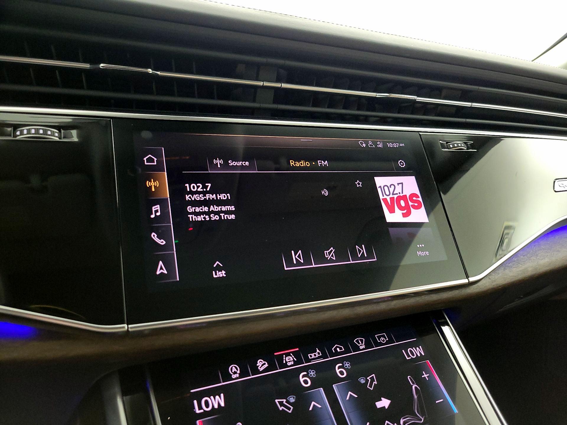 Thumbnail: 2019 Audi Q8 - 16