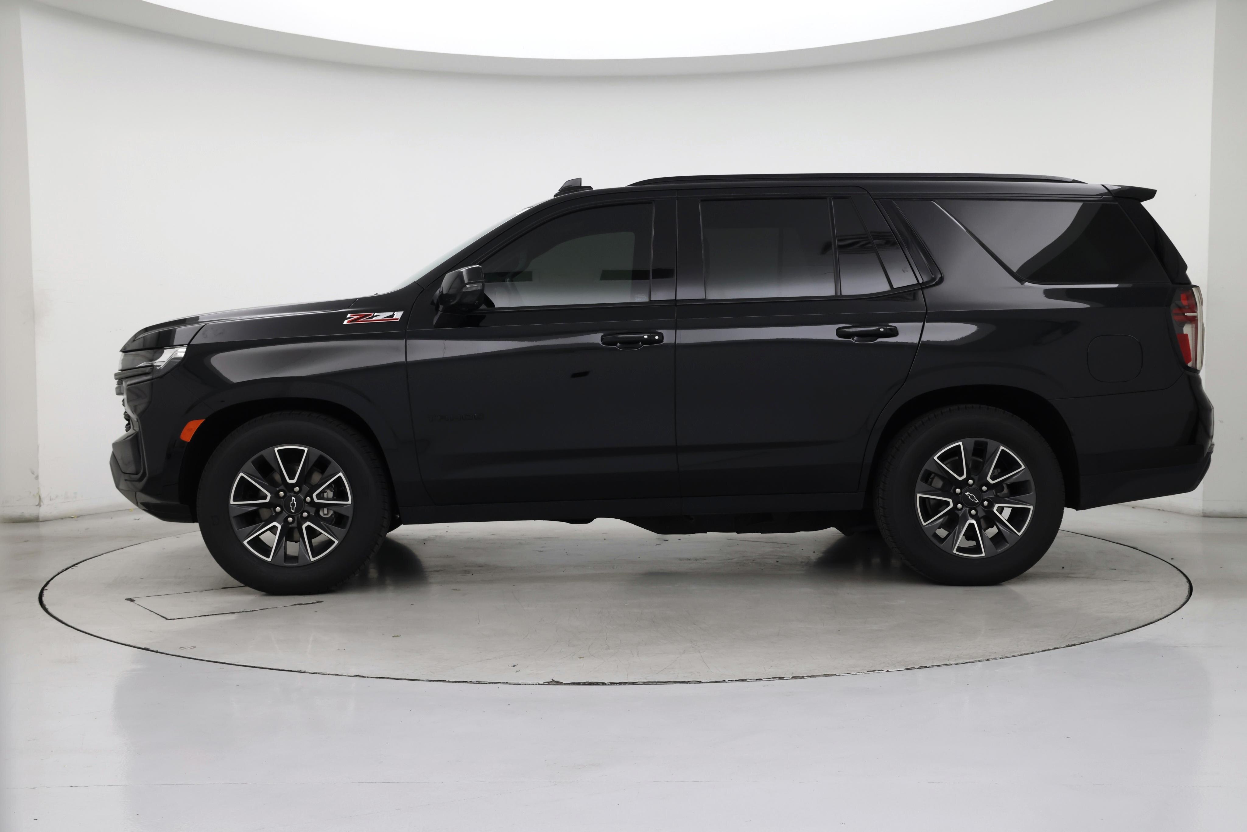 Thumbnail: 2021 Chevrolet Tahoe - 3