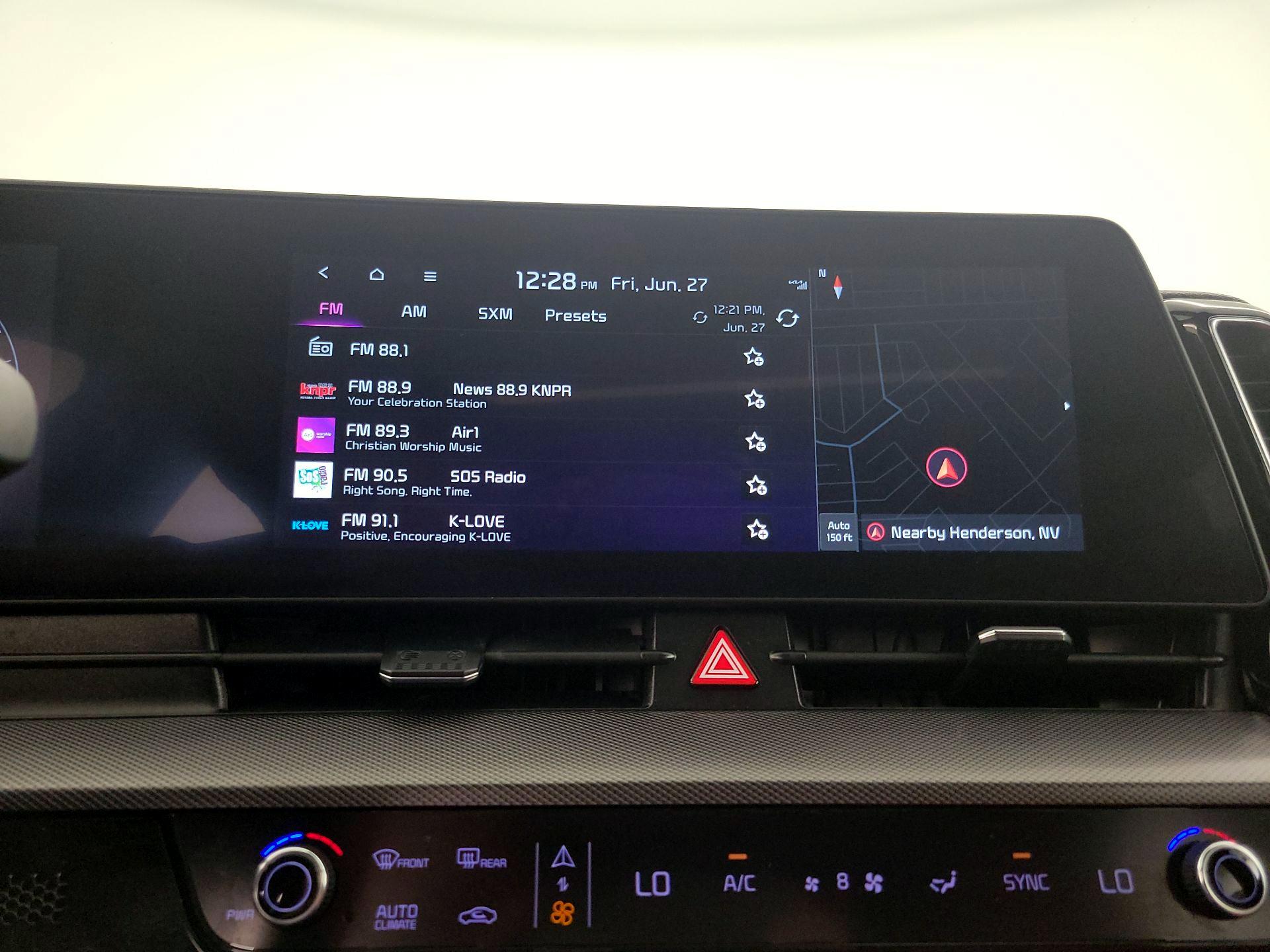 Thumbnail: 2023 Kia Sportage - 16