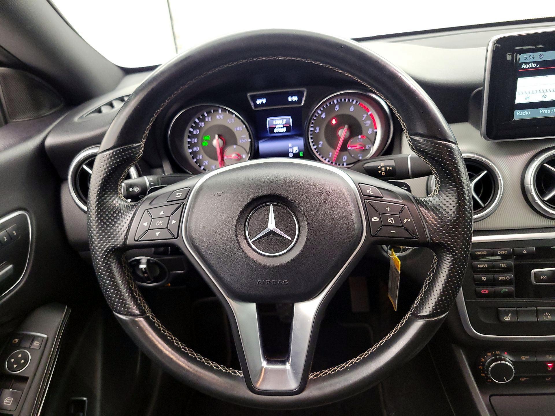 Thumbnail: 2014 Mercedes-Benz CLA - 10