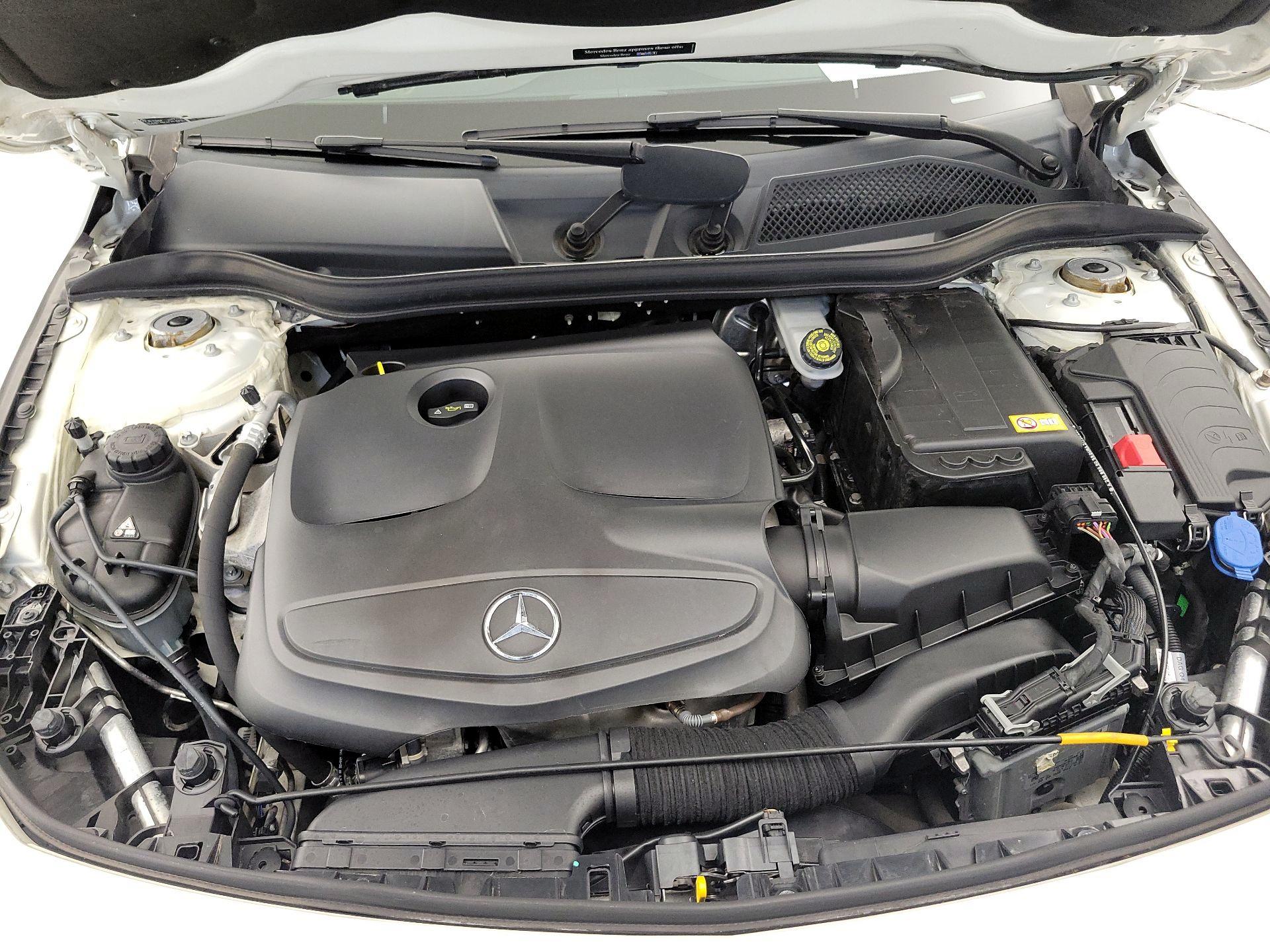 Thumbnail: 2014 Mercedes-Benz CLA - 20
