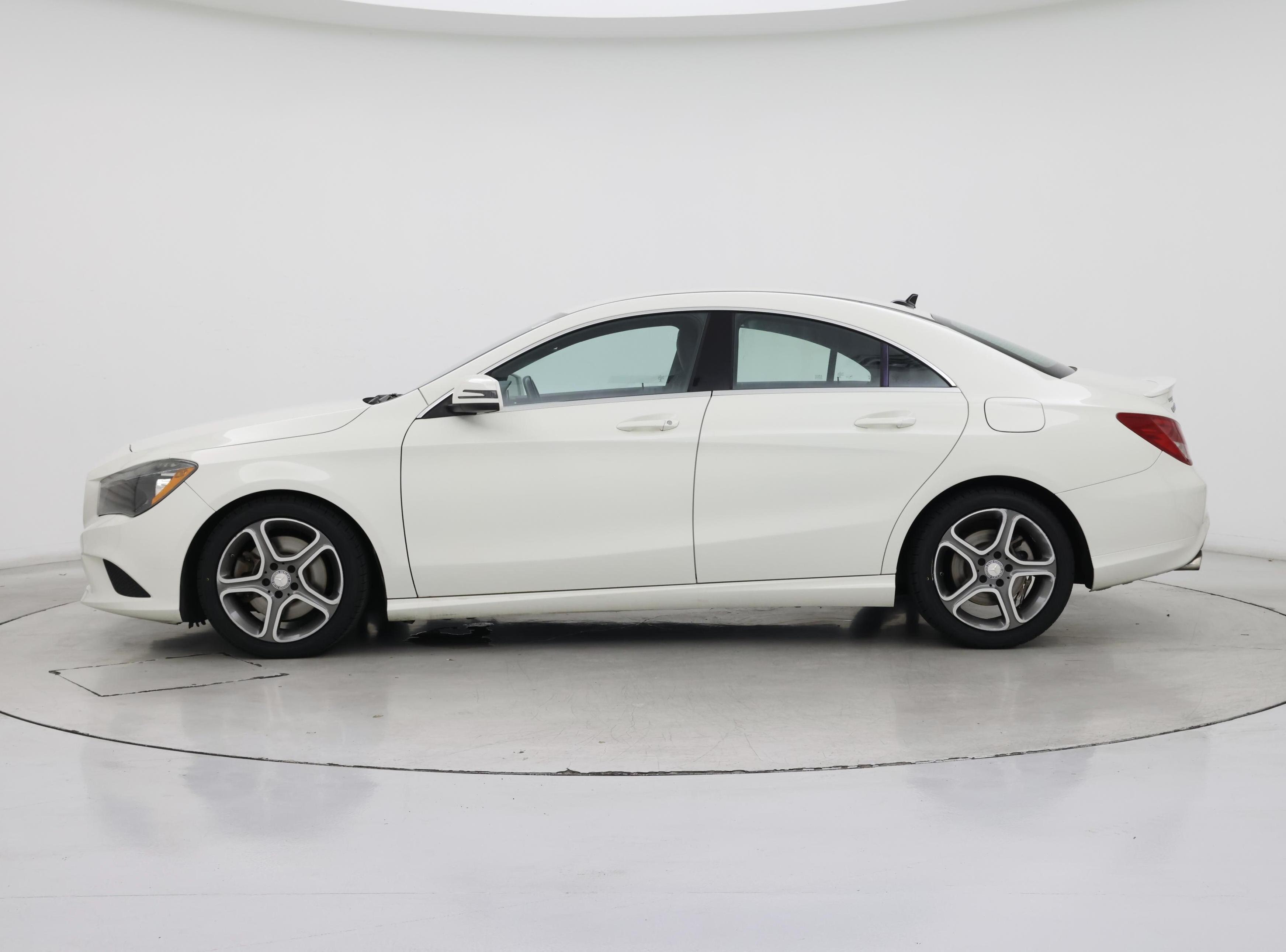 Thumbnail: 2014 Mercedes-Benz CLA - 3
