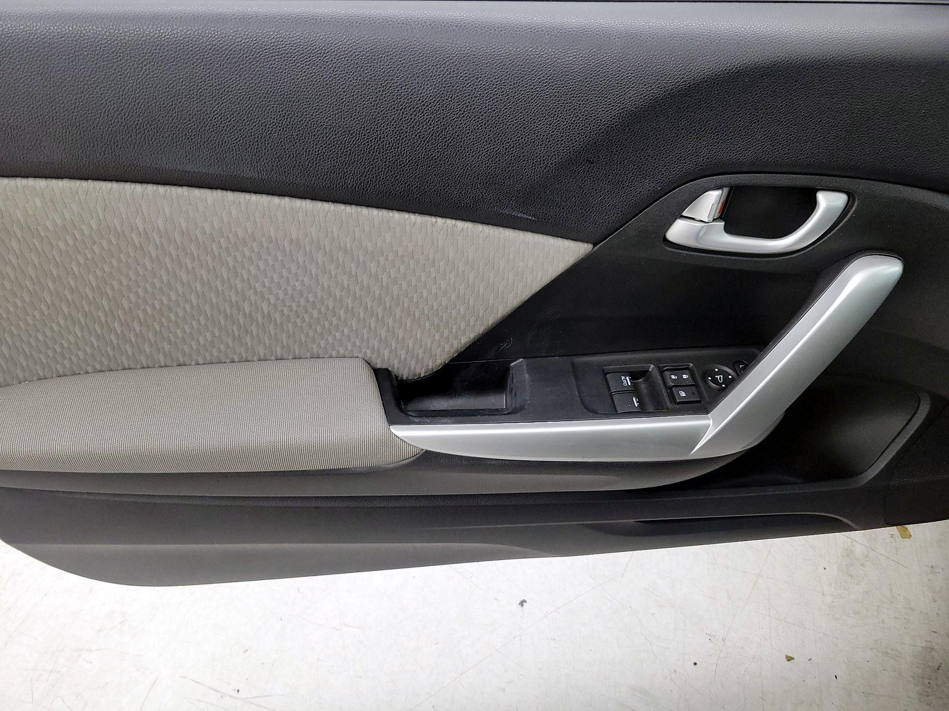 Thumbnail: 2015 Honda Civic - 12