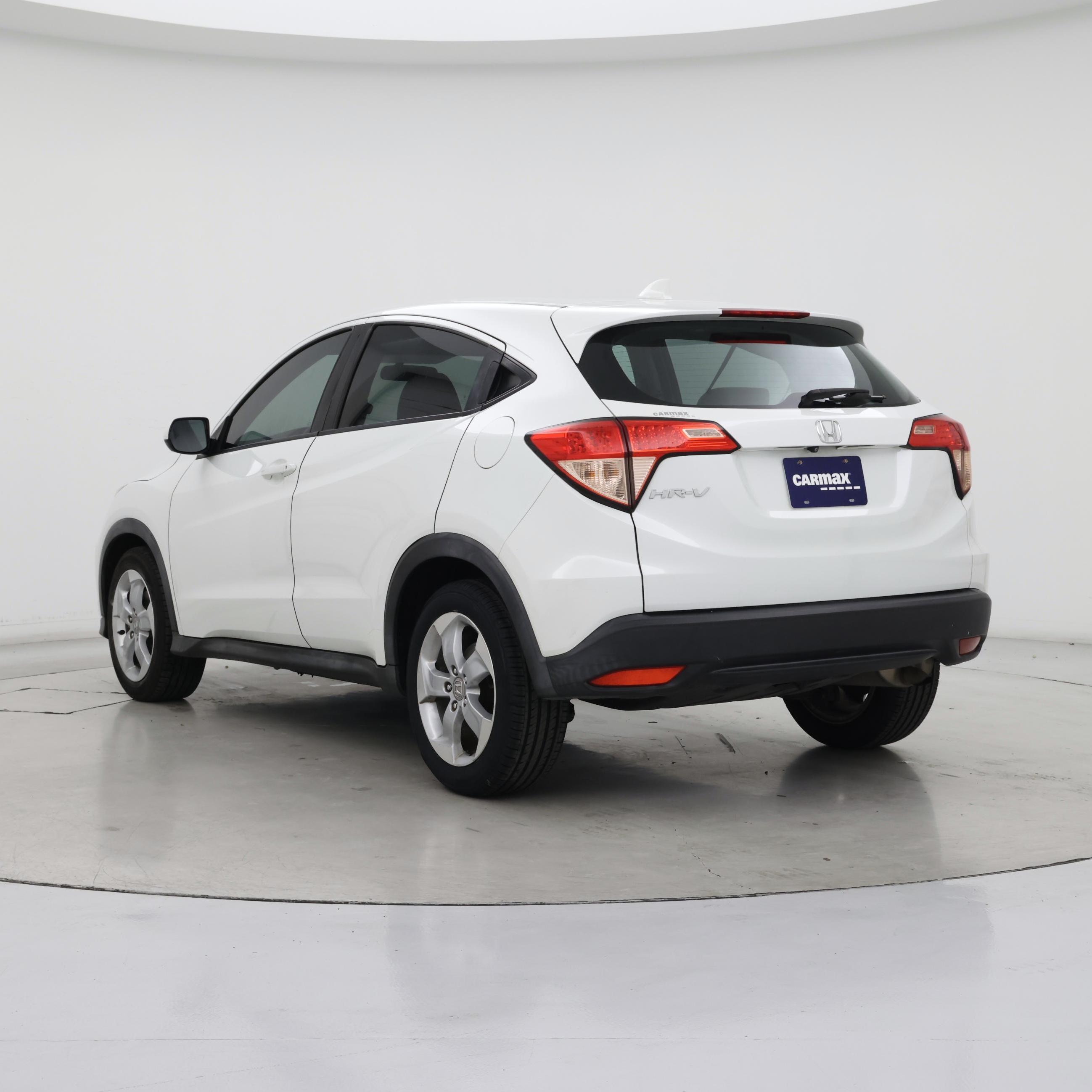 Thumbnail: 2016 Honda HR-V - 2