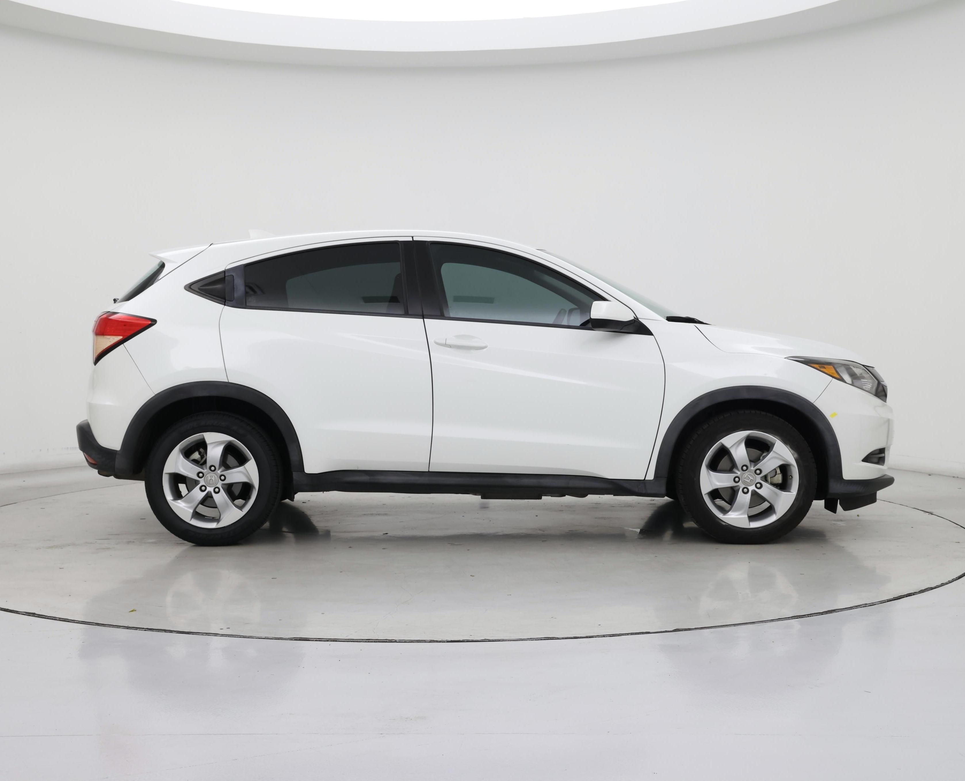 Thumbnail: 2016 Honda HR-V - 7