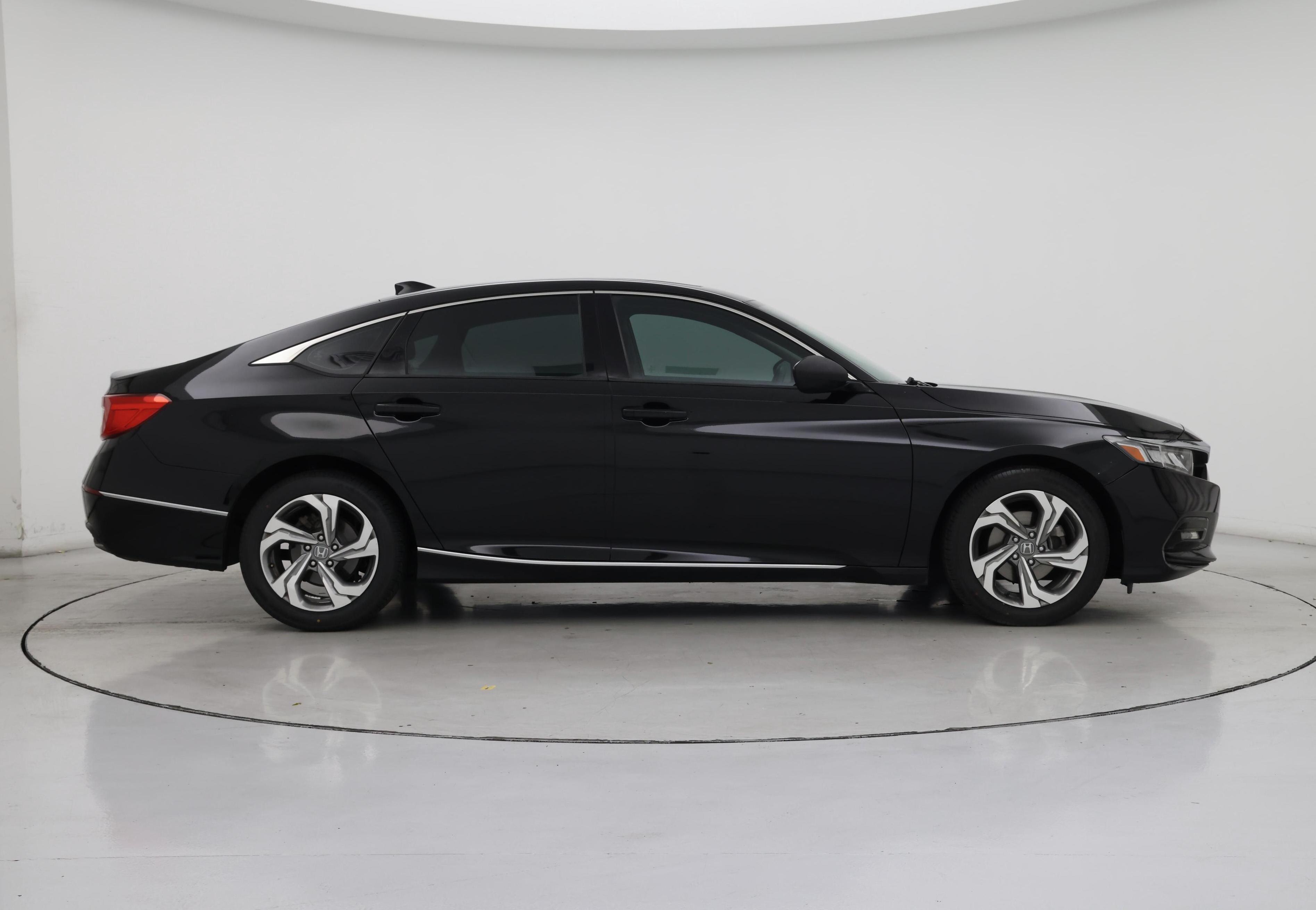 Thumbnail: 2018 Honda Accord - 7