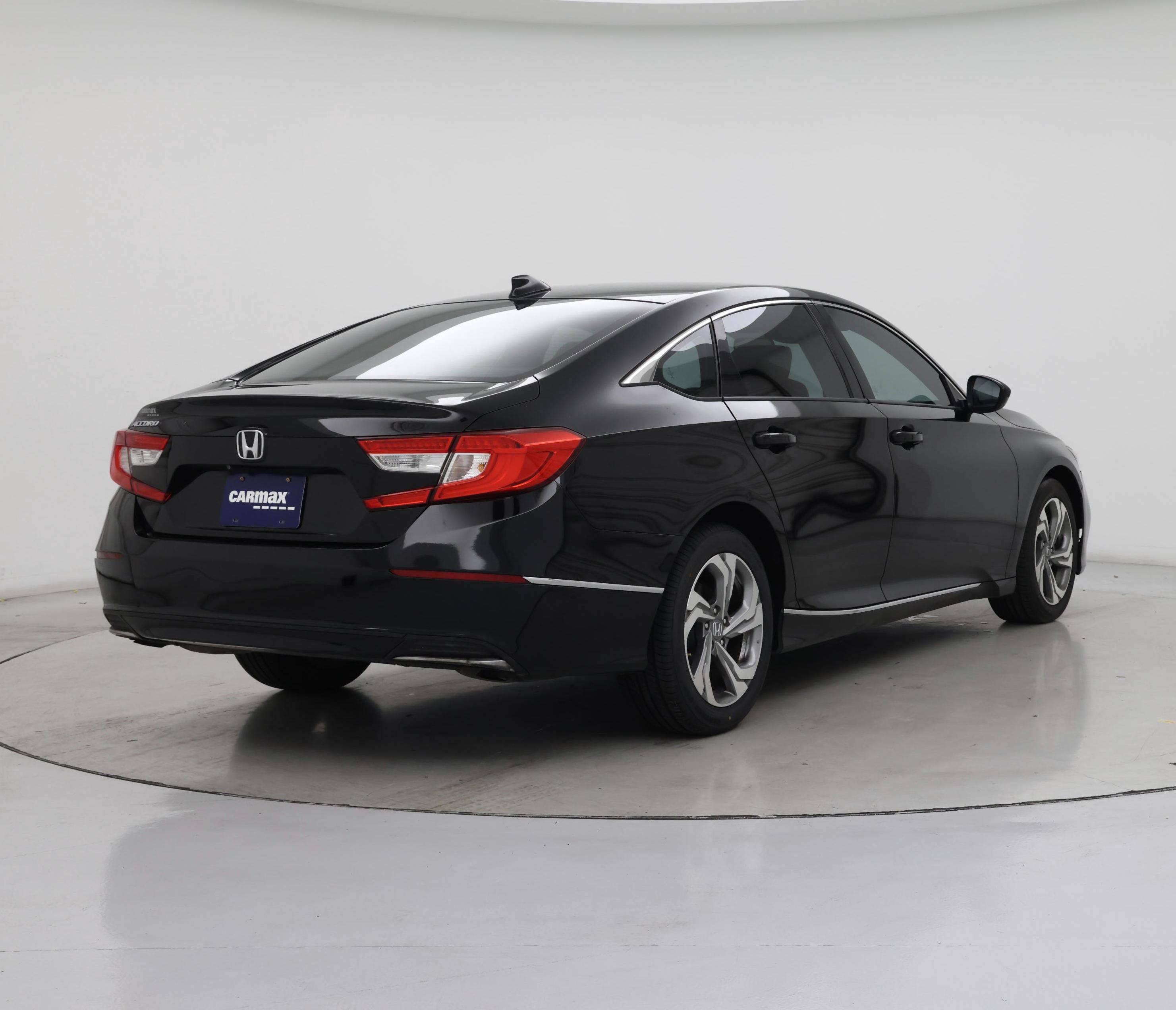 Thumbnail: 2018 Honda Accord - 8