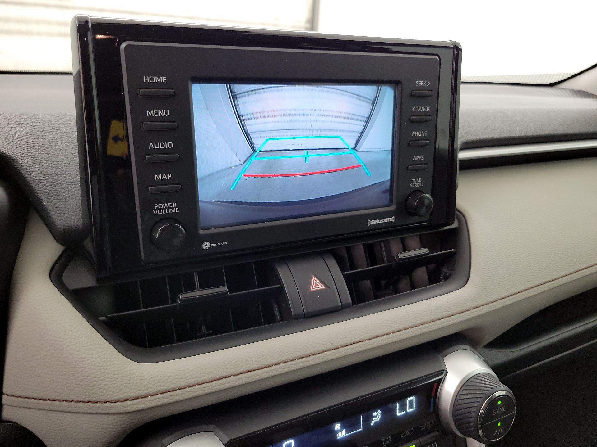 Thumbnail: 2020 Toyota RAV4 - 14