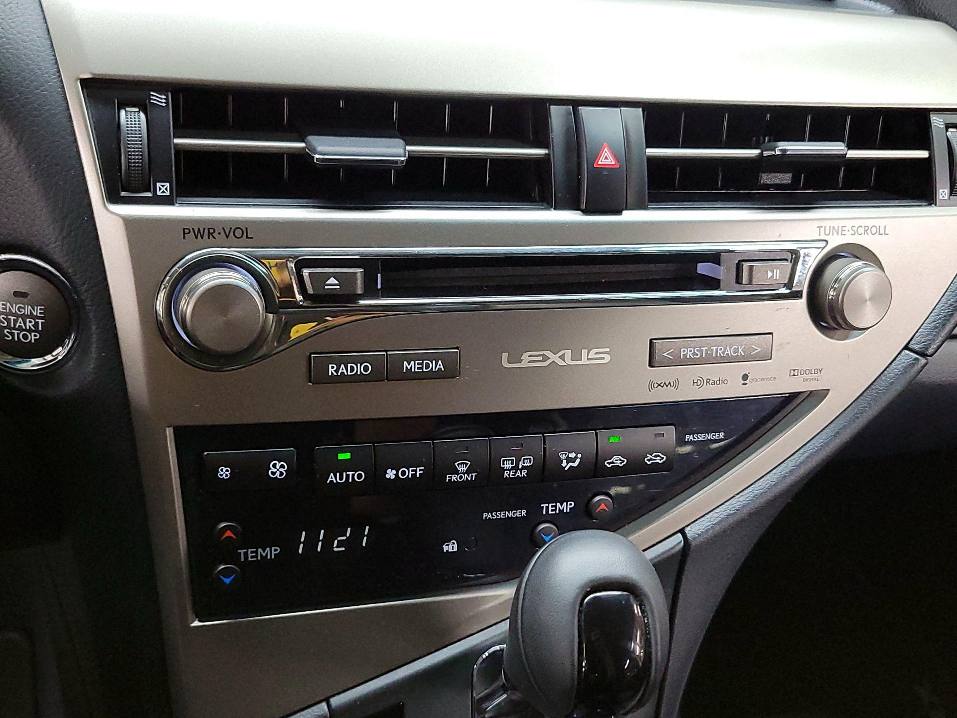 Thumbnail: 2015 Lexus RX - 17