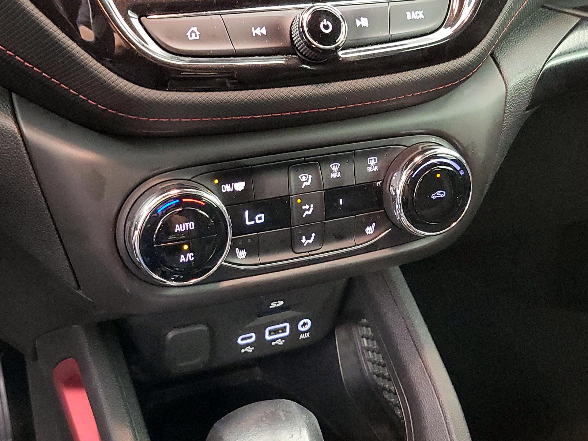 Thumbnail: 2021 Chevrolet TrailBlazer - 16
