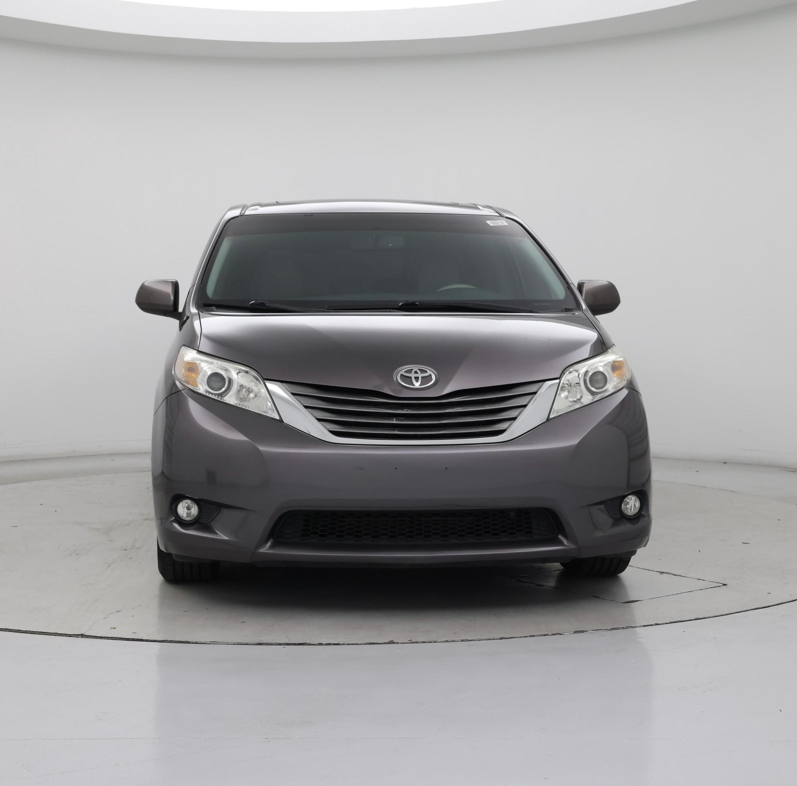 Thumbnail: 2014 Toyota Sienna - 5