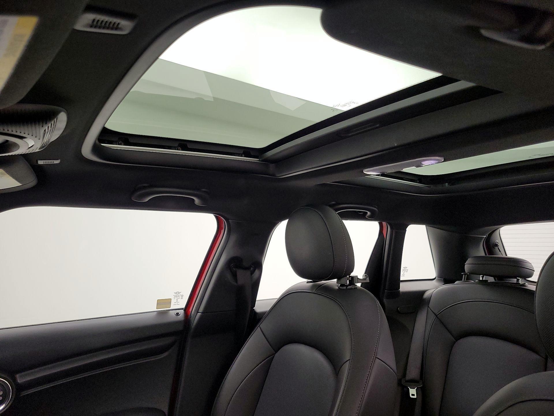 Thumbnail: 2019 MINI Cooper Hardtop - 19
