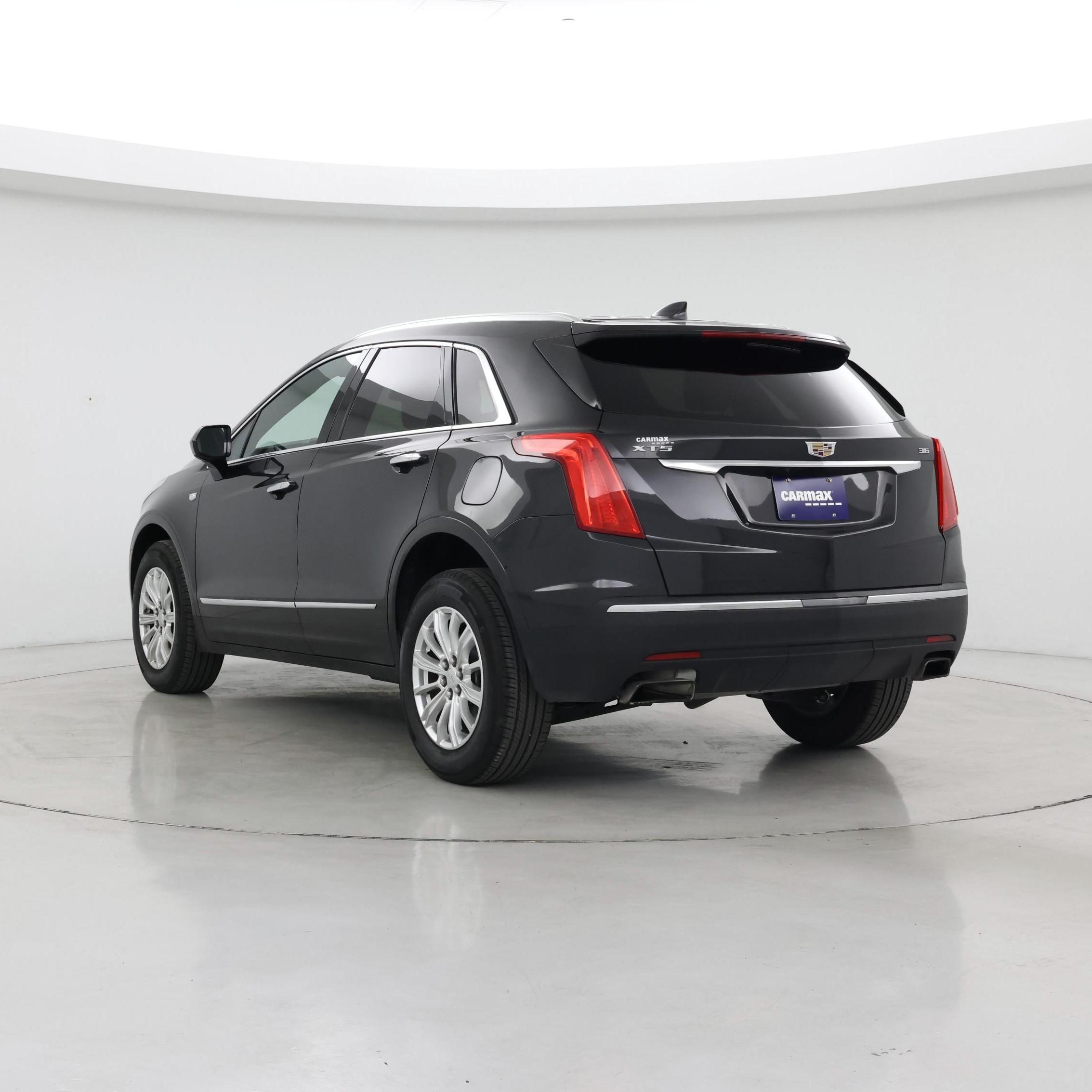 Thumbnail: 2019 Cadillac XT5 - 2