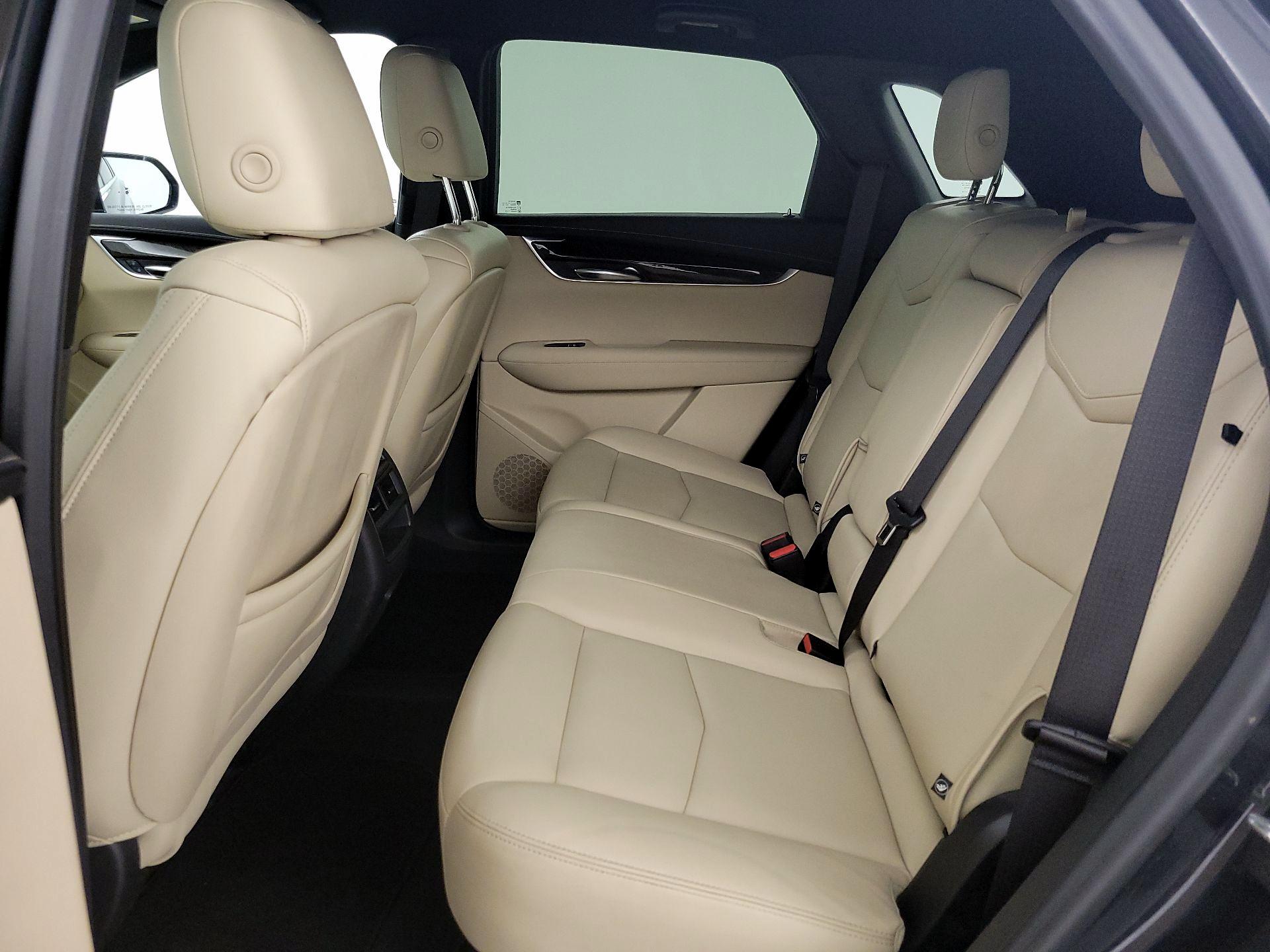 Thumbnail: 2019 Cadillac XT5 - 19