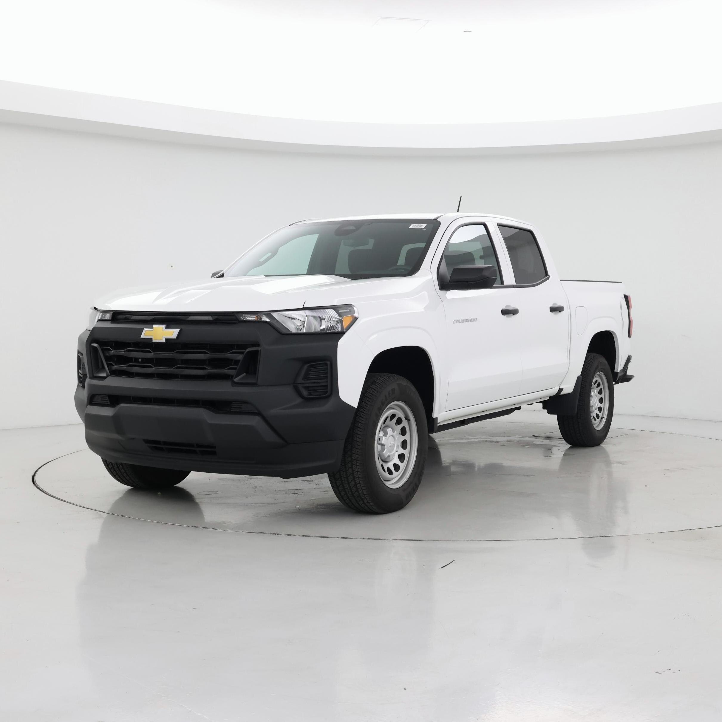 Thumbnail: 2024 Chevrolet Colorado - 4