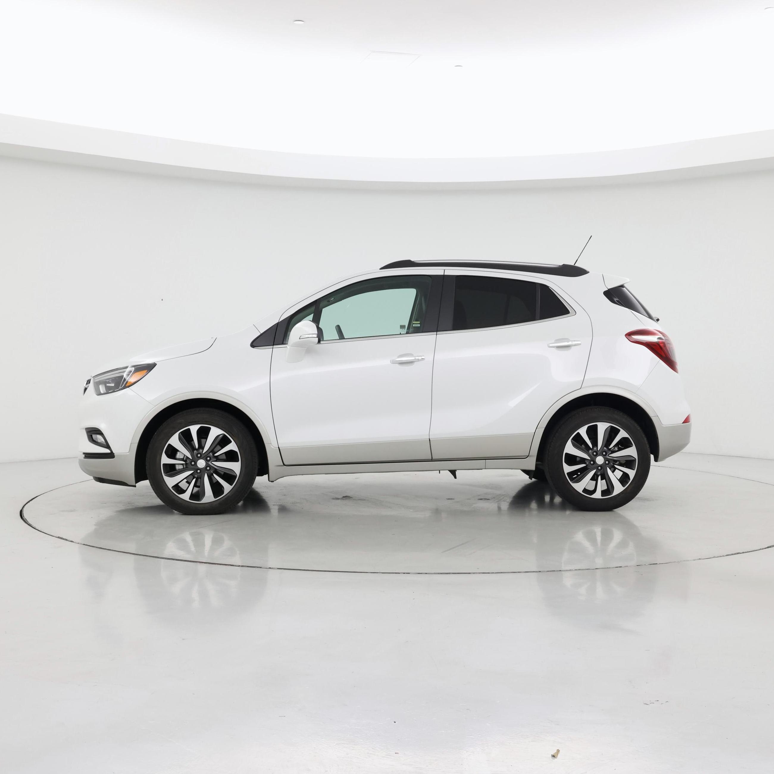 Thumbnail: 2017 Buick Encore - 3