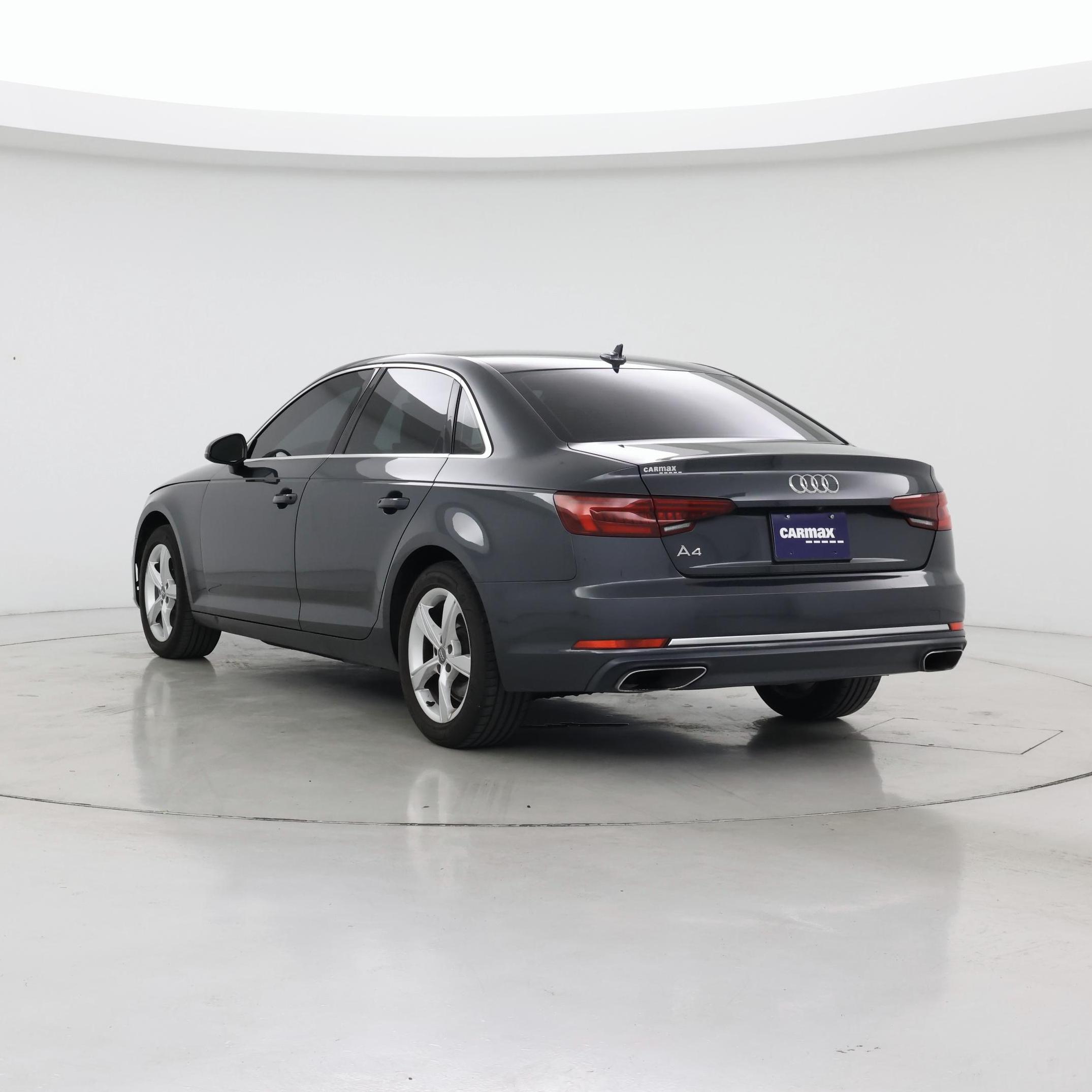Thumbnail: 2019 Audi A4 - 2