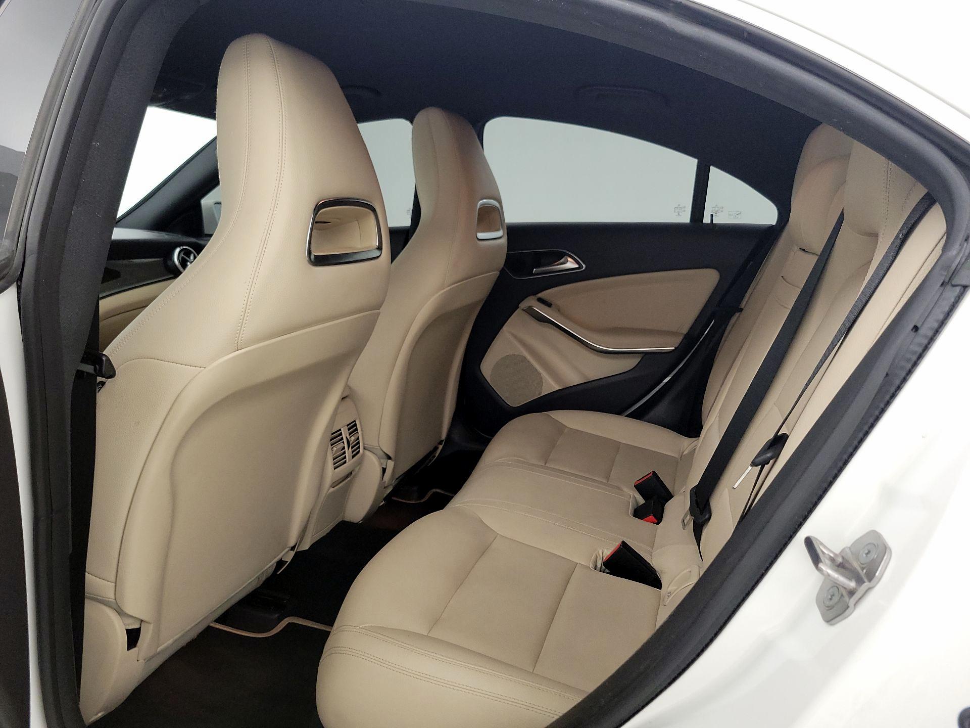 Thumbnail: 2018 Mercedes-Benz CLA - 18