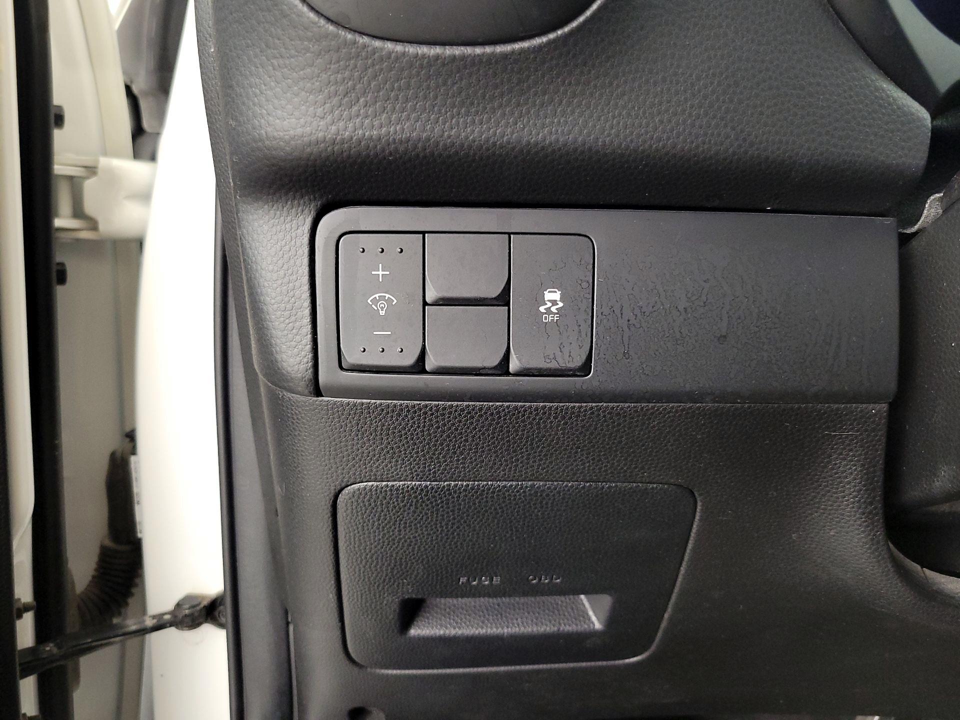 Thumbnail: 2019 Kia Soul - 13