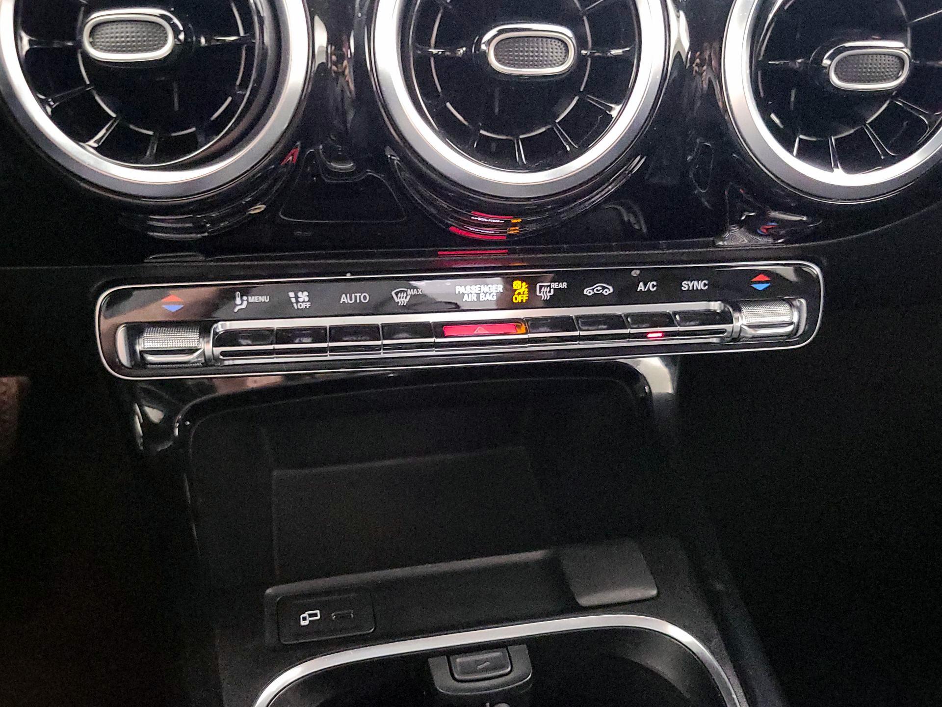 Thumbnail: 2019 Mercedes-Benz A-Class - 17