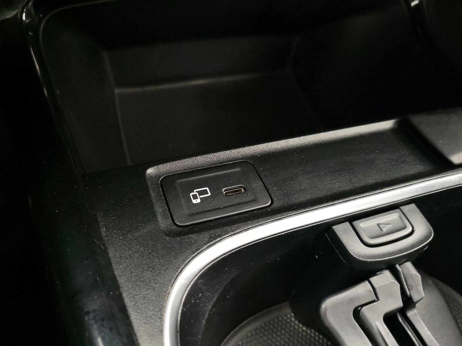 Thumbnail: 2019 Mercedes-Benz A-Class - 19