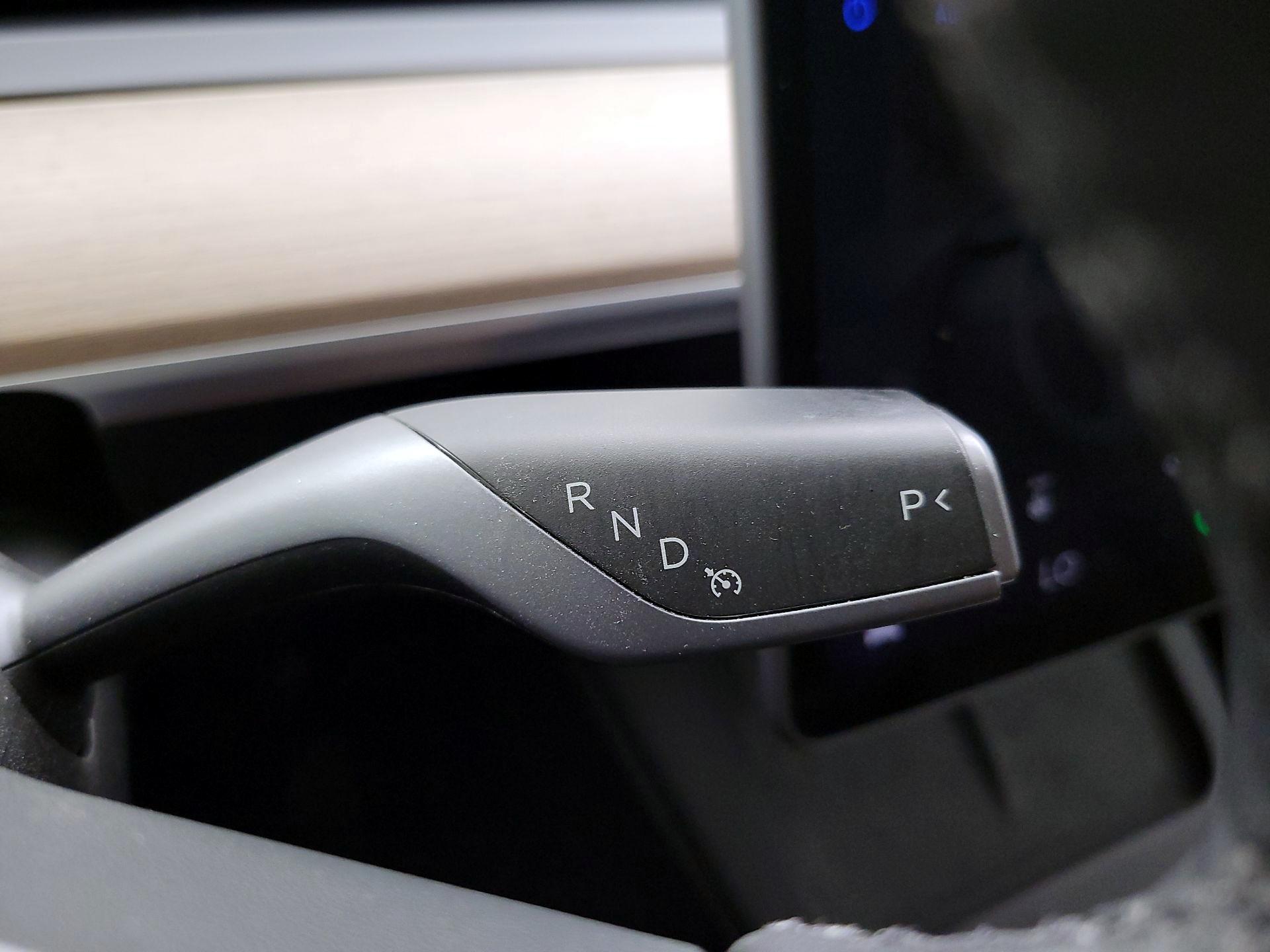 Thumbnail: 2022 Tesla Model Y - 17
