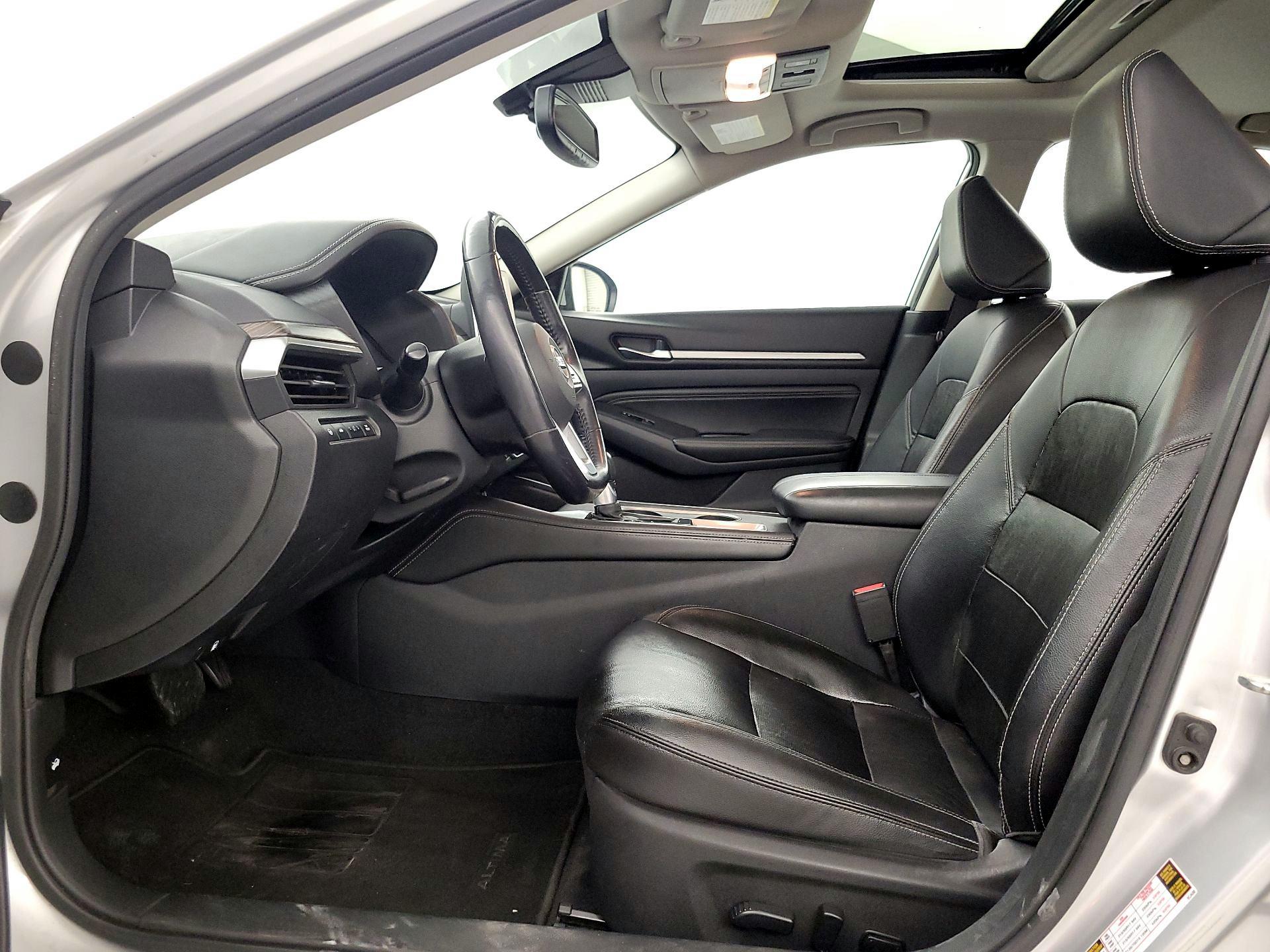 Thumbnail: 2019 Nissan Altima - 11