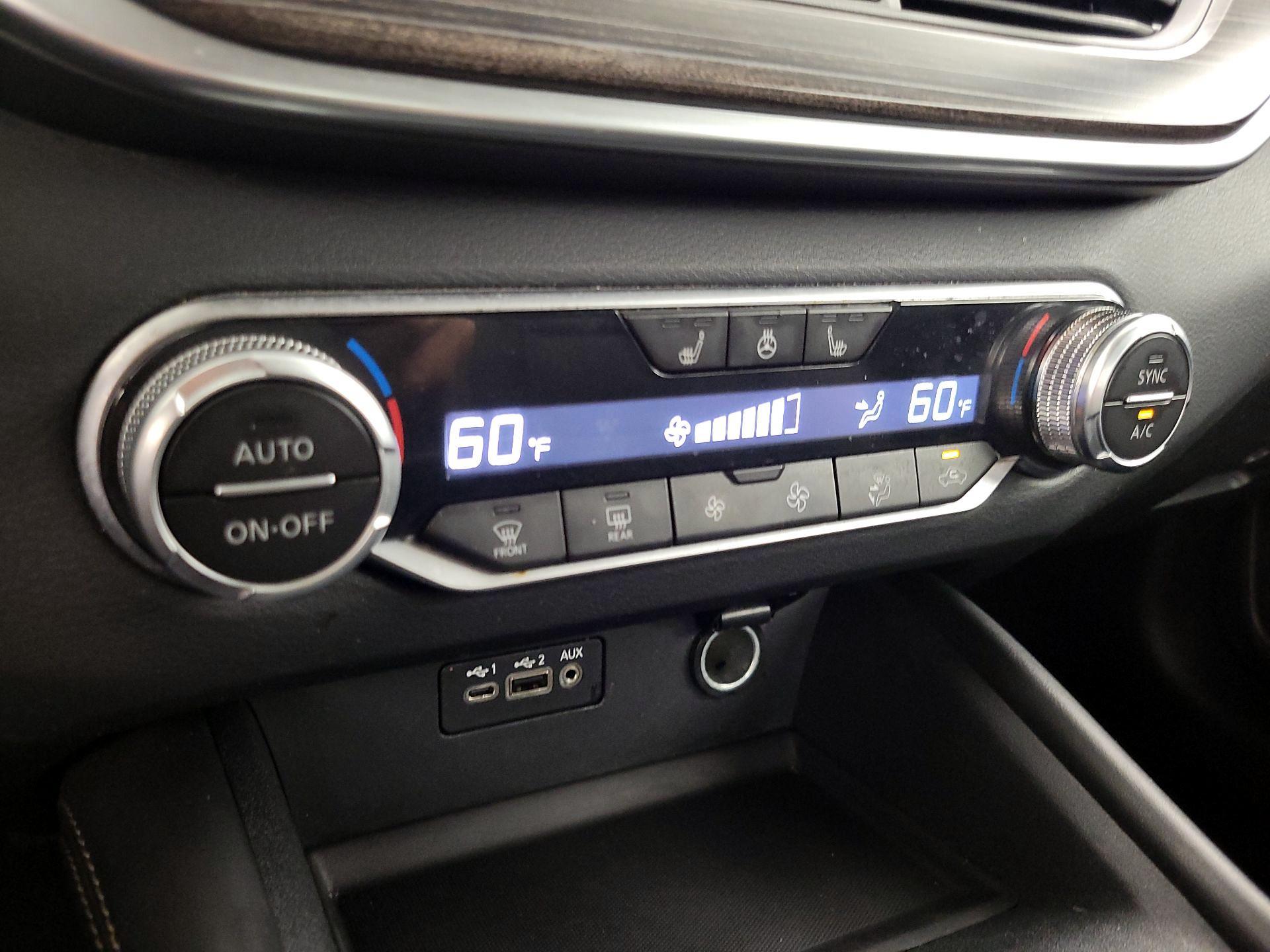 Thumbnail: 2019 Nissan Altima - 16