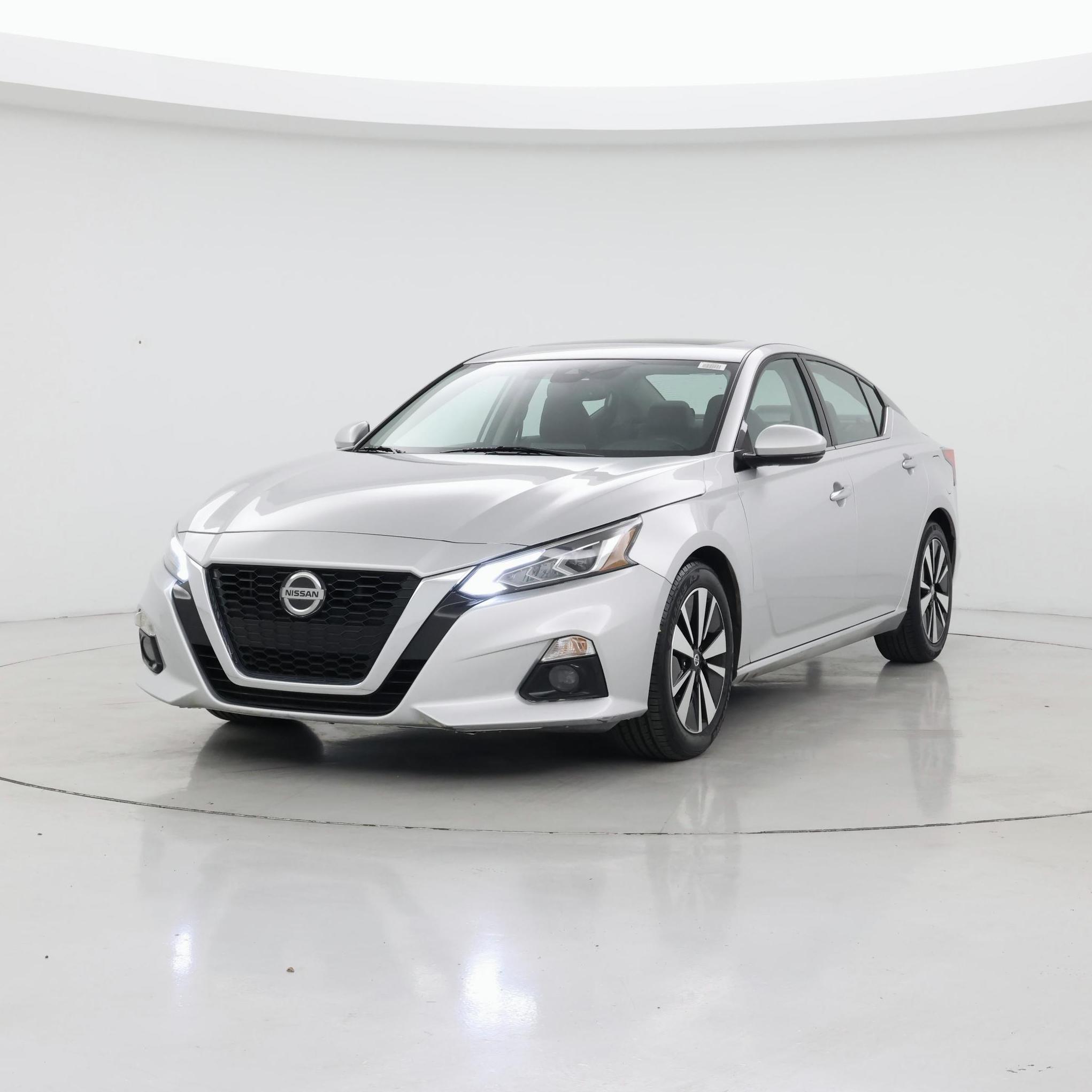 Thumbnail: 2019 Nissan Altima - 4