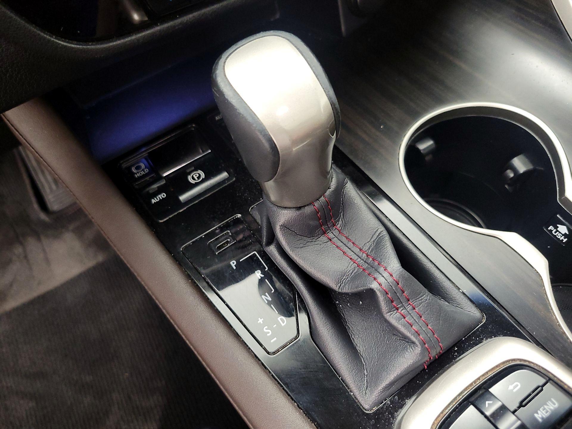 Thumbnail: 2016 Lexus RX - 18