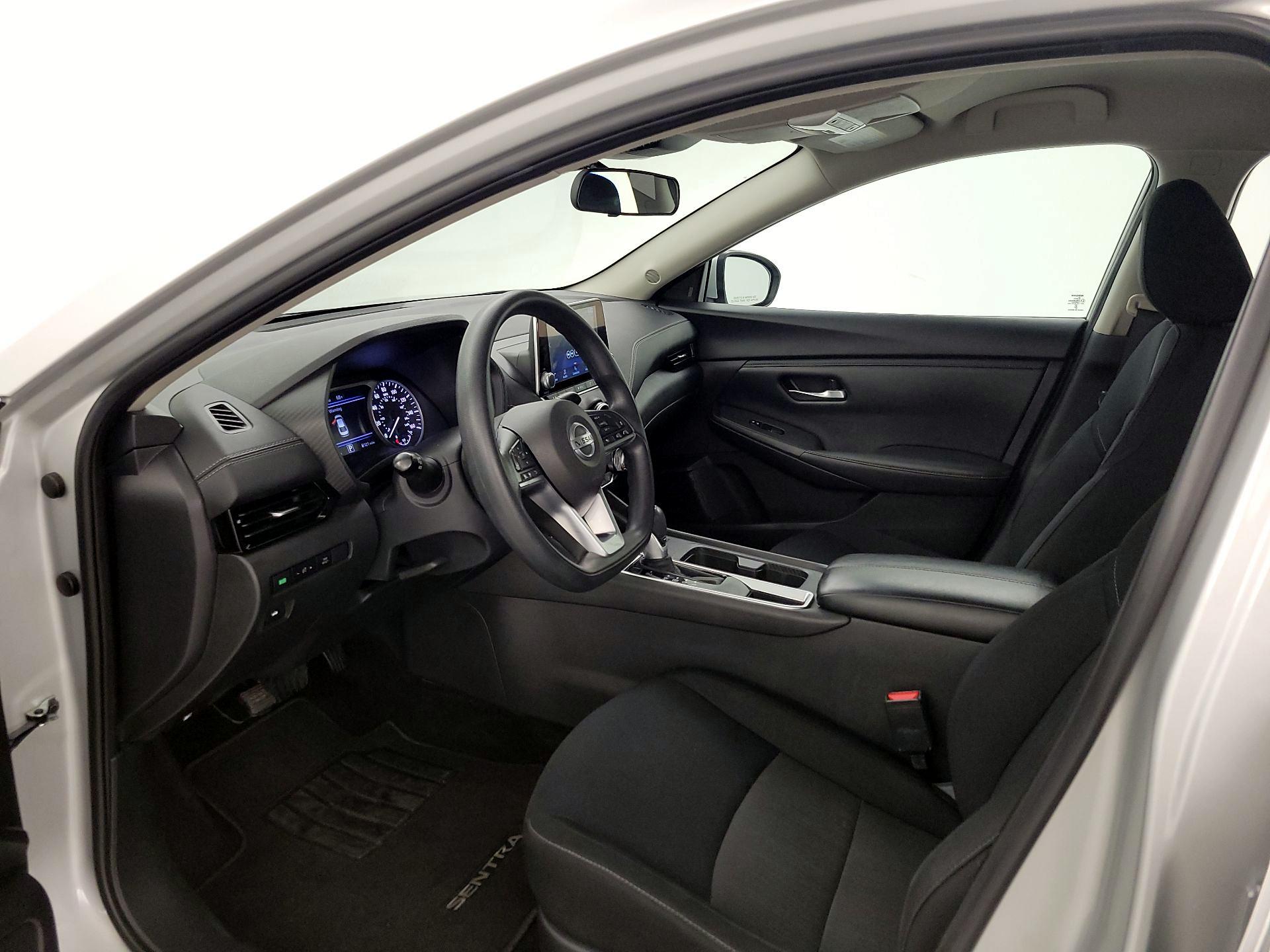 Thumbnail: 2023 Nissan Sentra - 11