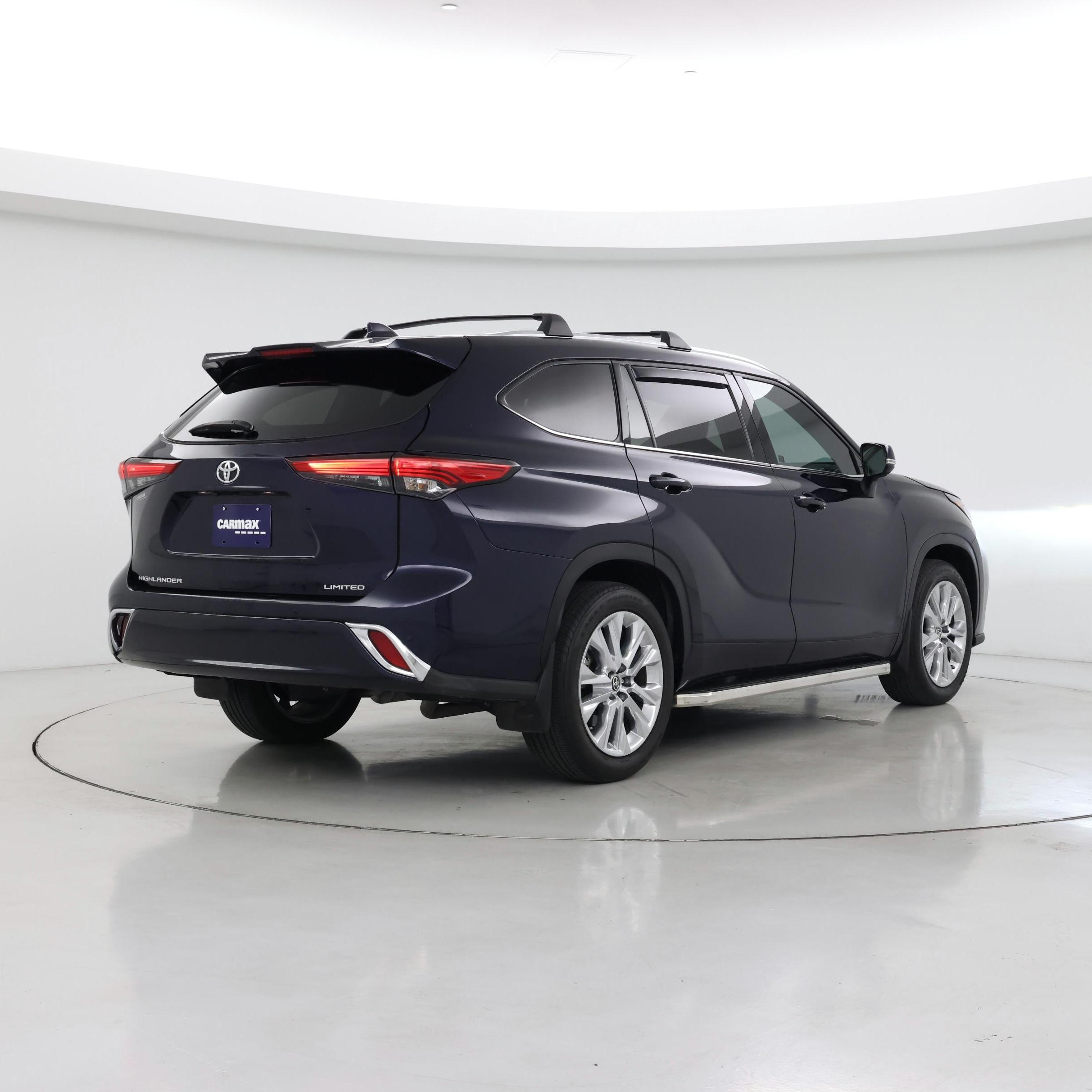 Thumbnail: 2022 Toyota Highlander - 8