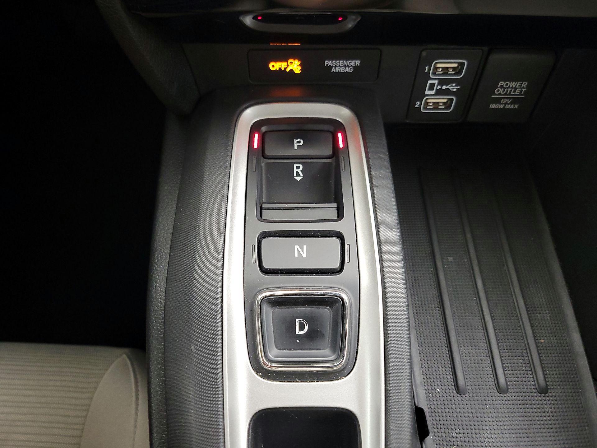 Thumbnail: 2019 Honda Insight - 17