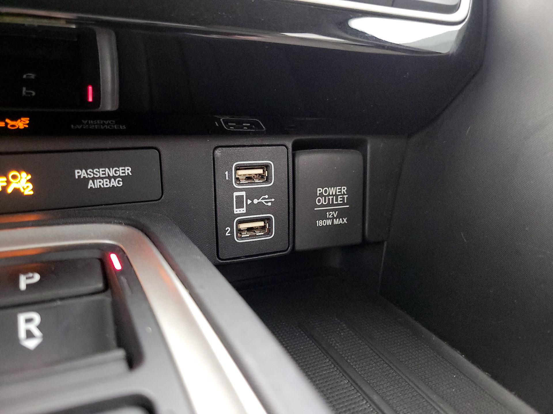 Thumbnail: 2019 Honda Insight - 18