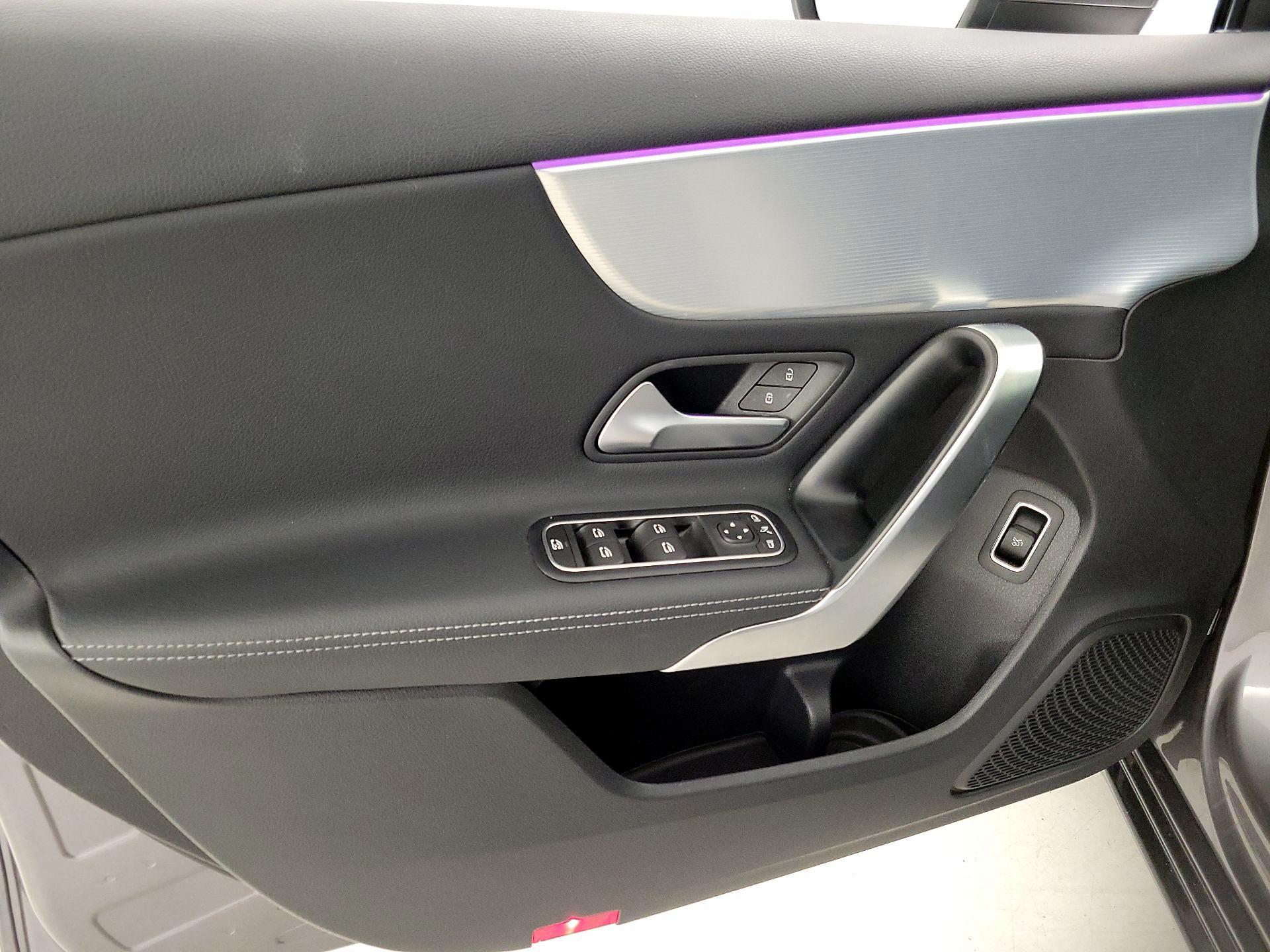 Thumbnail: 2022 Mercedes-Benz A-Class - 12