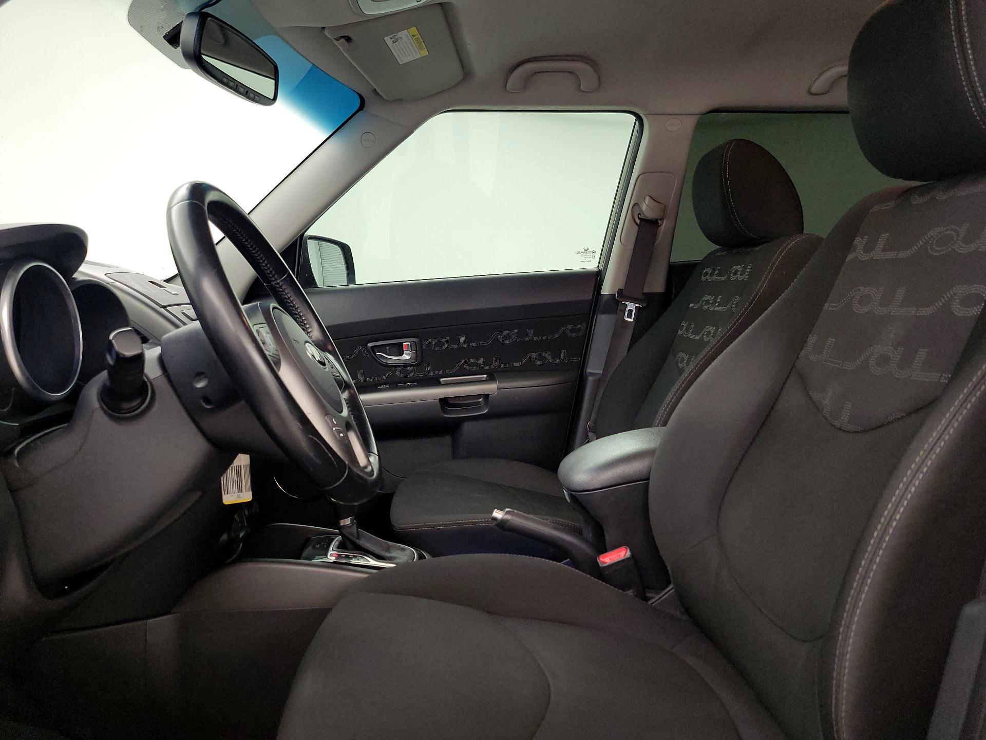 Thumbnail: 2013 Kia Soul - 11