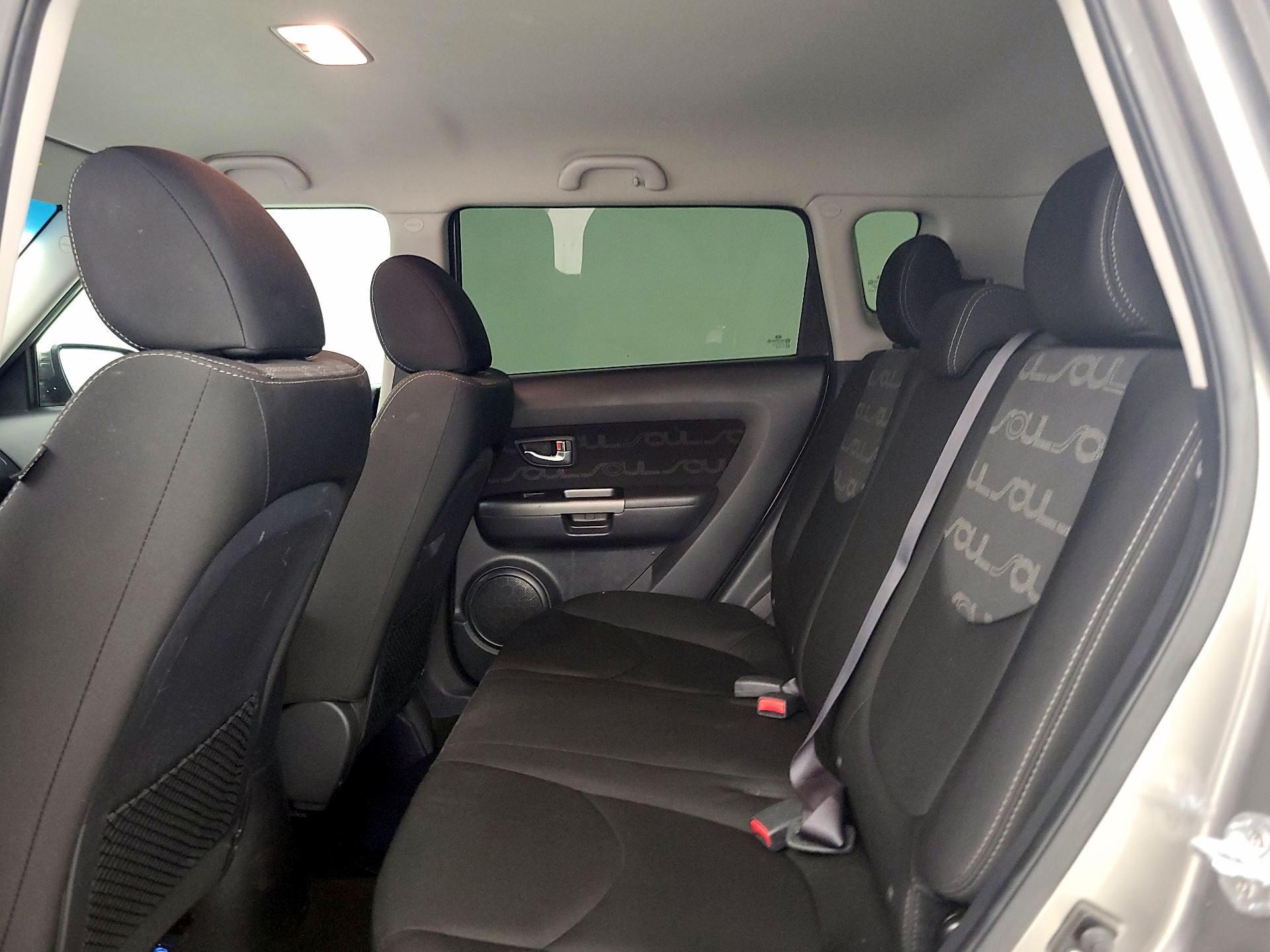 Thumbnail: 2013 Kia Soul - 19
