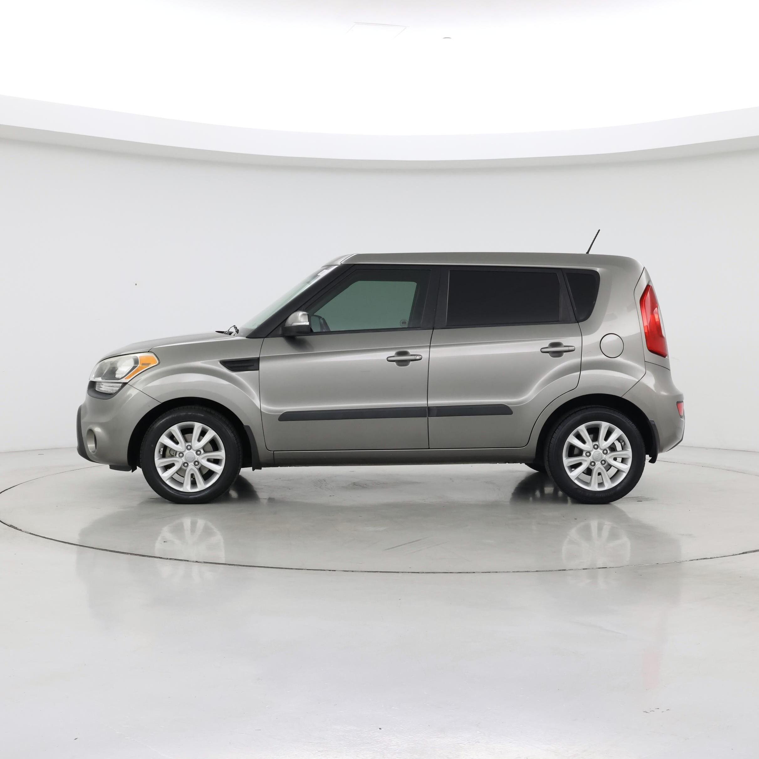 Thumbnail: 2013 Kia Soul - 3