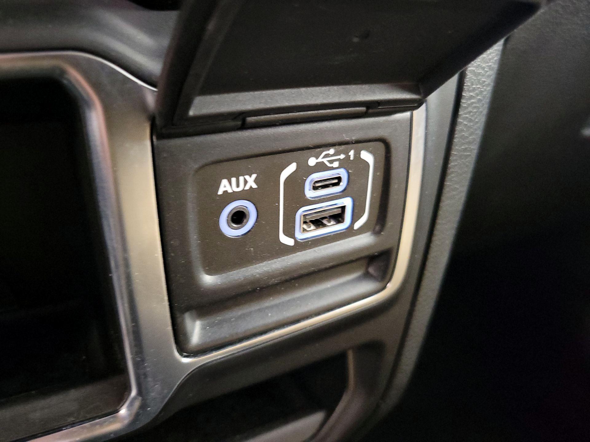 Thumbnail: 2020 Jeep Gladiator - 18
