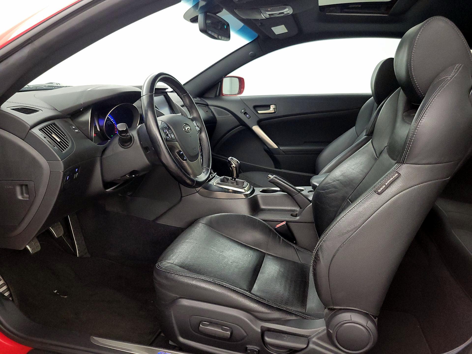 Thumbnail: 2014 Hyundai Genesis - 11