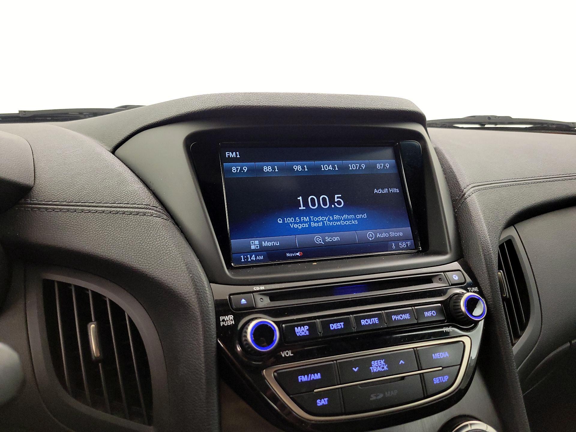 Thumbnail: 2014 Hyundai Genesis - 14