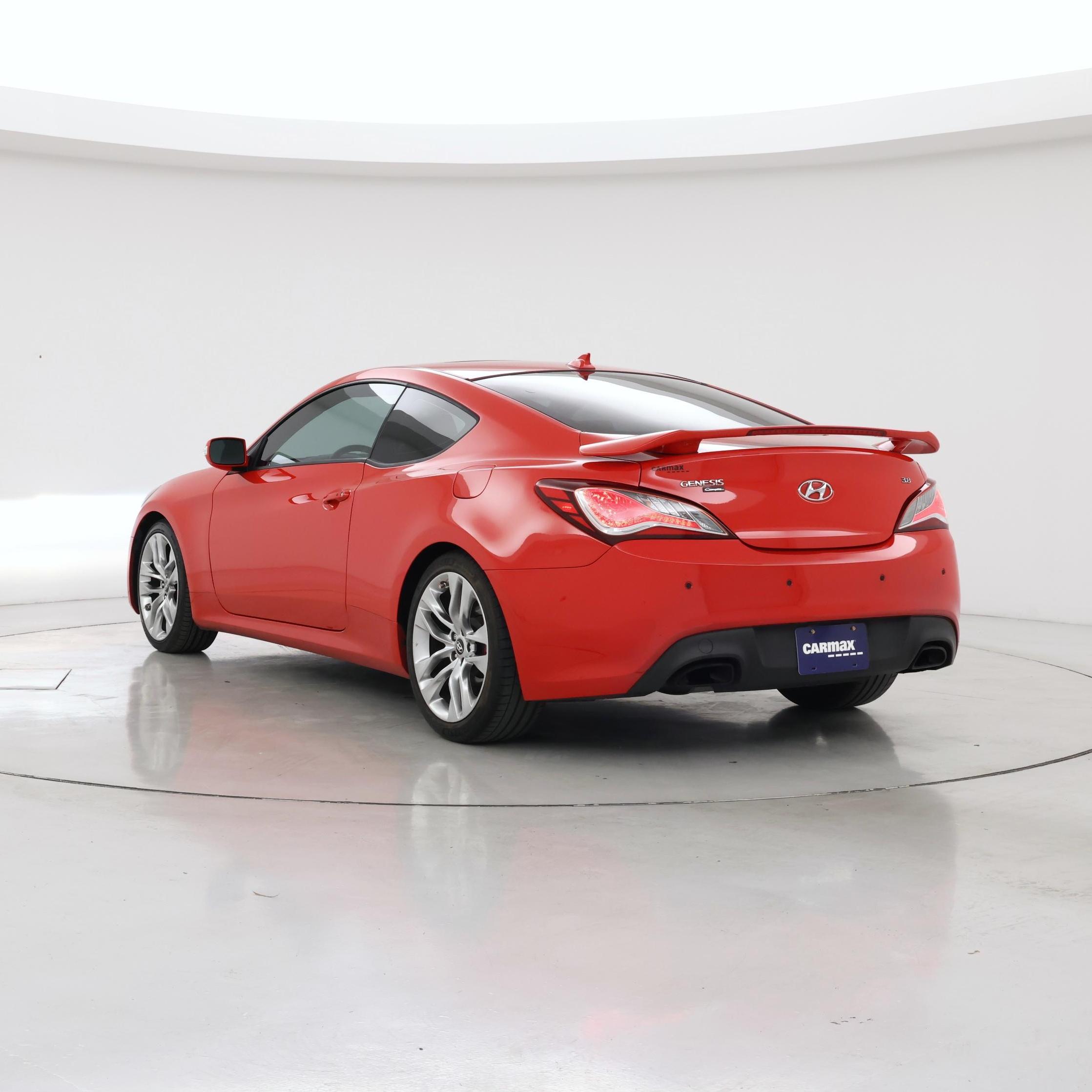 Thumbnail: 2014 Hyundai Genesis - 2
