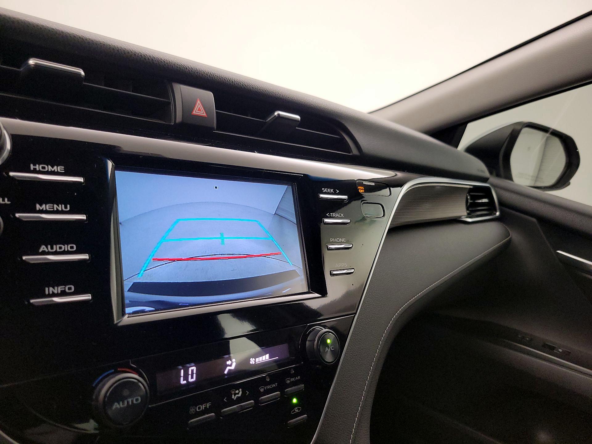 Thumbnail: 2018 Toyota Camry - 14